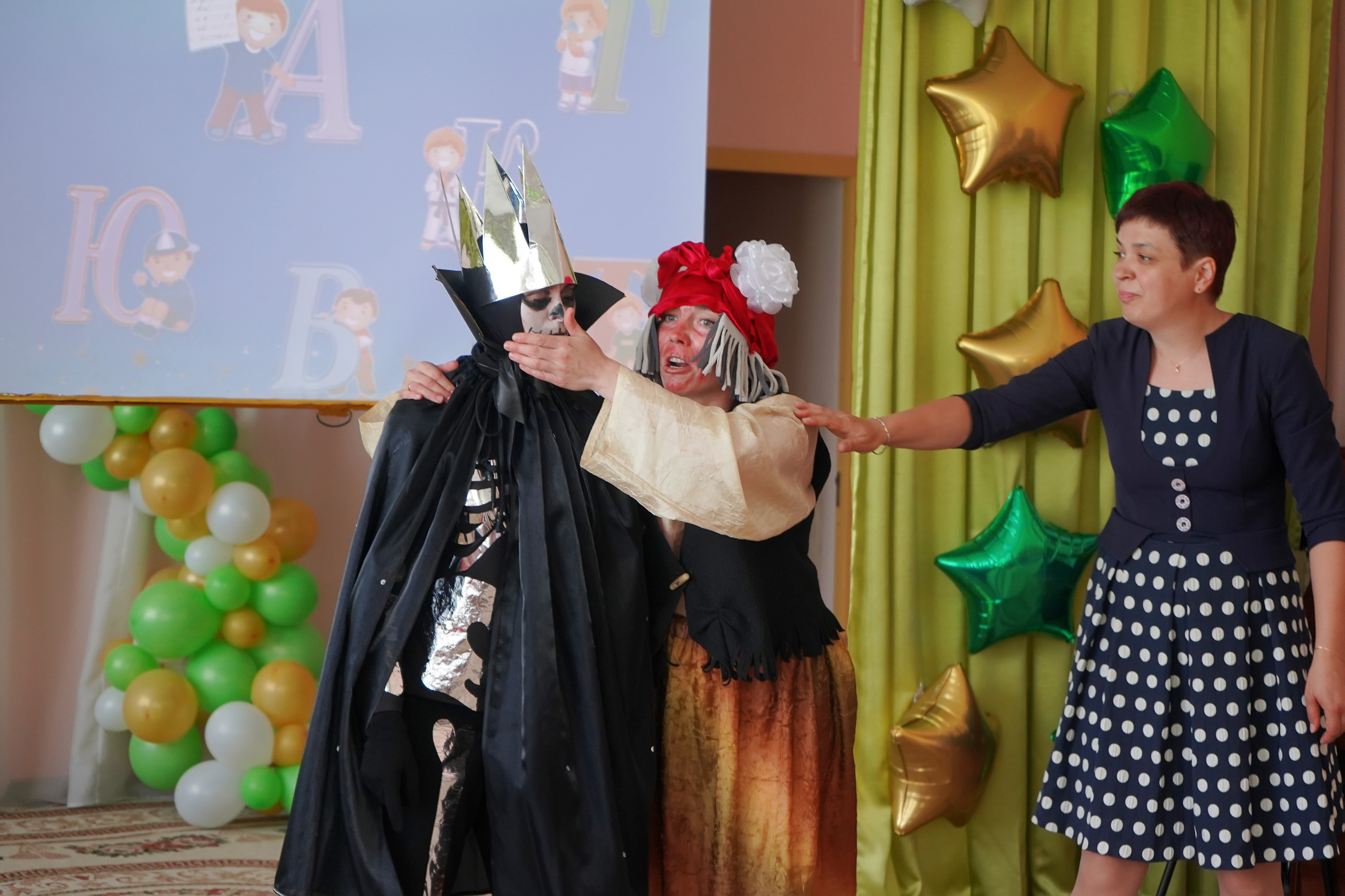 Фотосъемка видеосъёмка фотограф видеооператор новогодних утренников  в. Фотограф, видеооператор Нина Коршунова