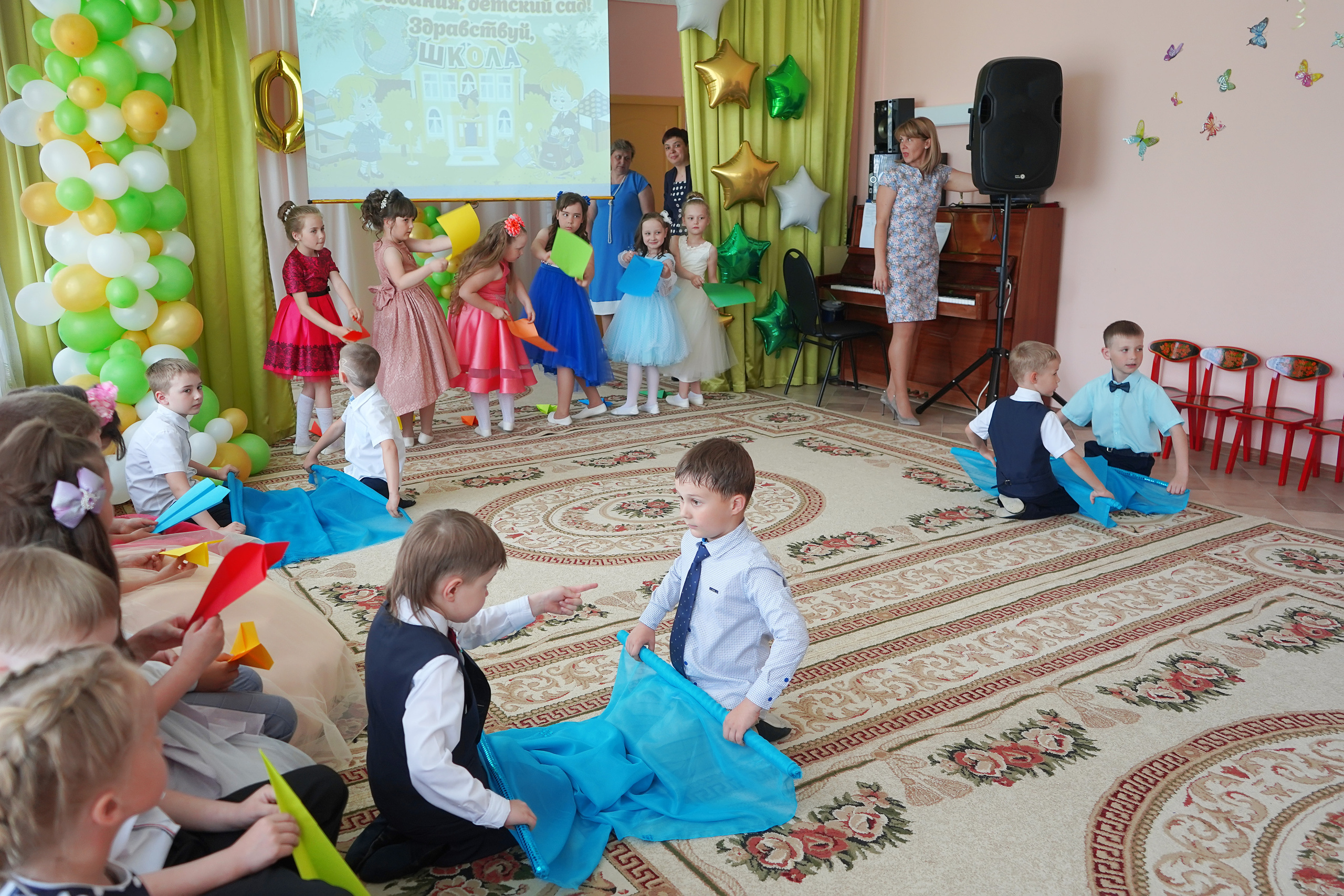 Фотосъемка видеосъёмка фотограф видеооператор новогодних утренников  в. Фотограф, видеооператор Нина Коршунова