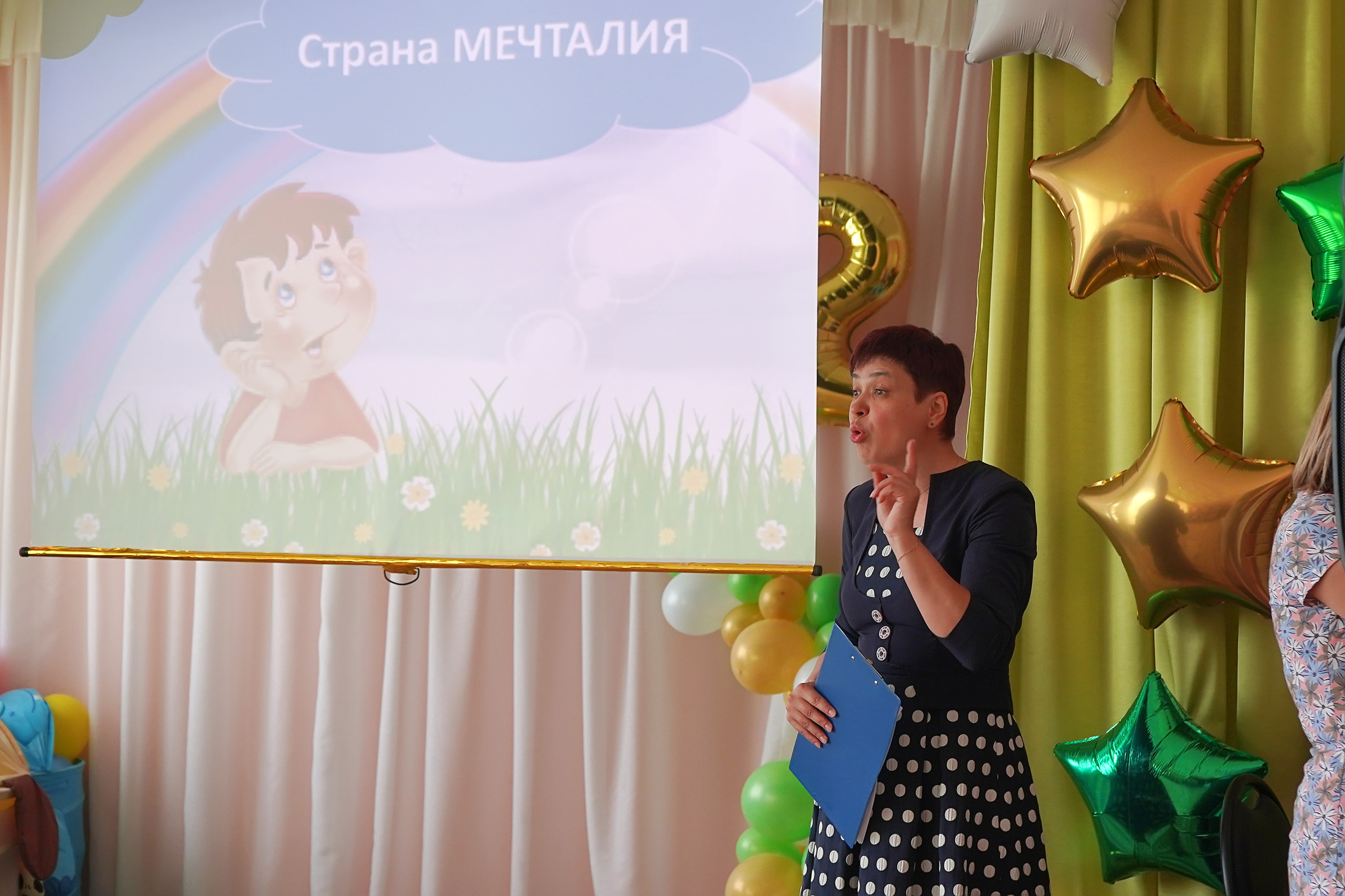 Фотосъемка видеосъёмка фотограф видеооператор новогодних утренников  в. Фотограф, видеооператор Нина Коршунова