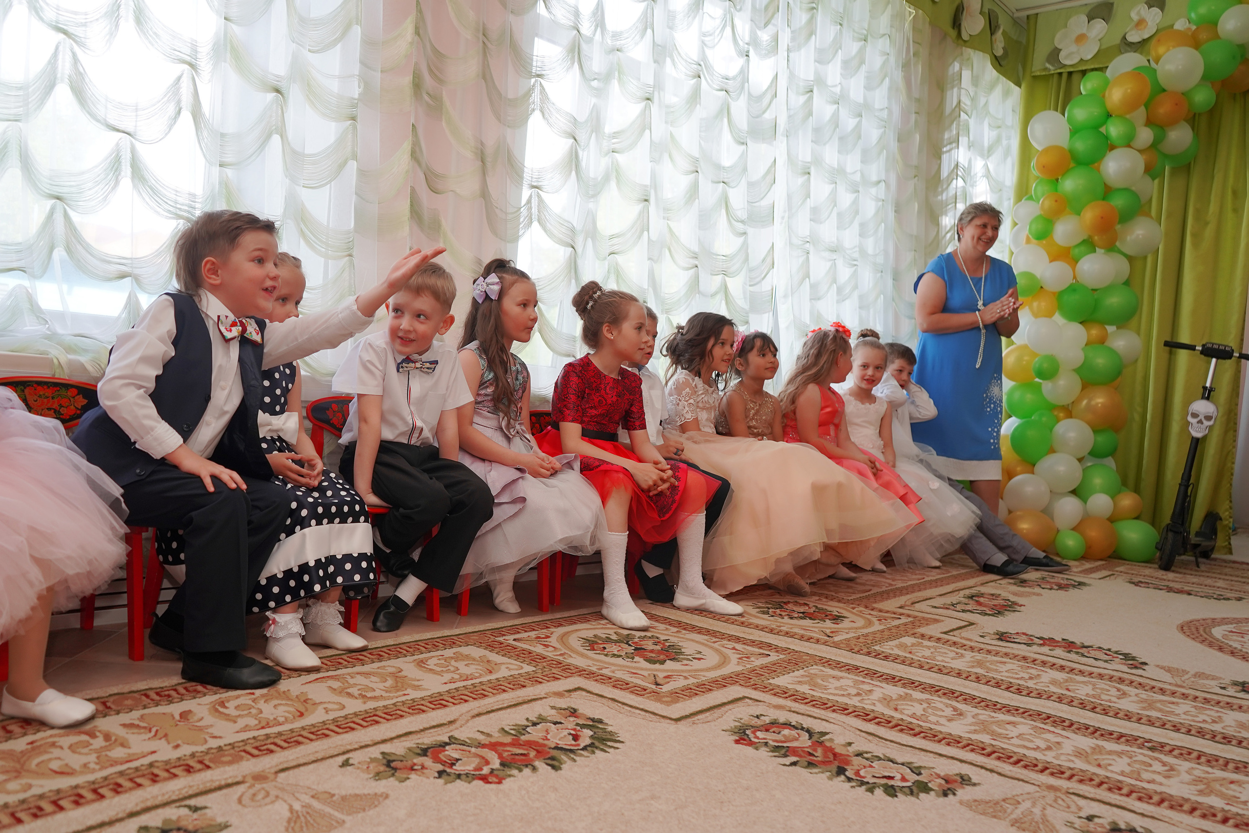 Фотосъемка видеосъёмка фотограф видеооператор новогодних утренников  в. Фотограф, видеооператор Нина Коршунова