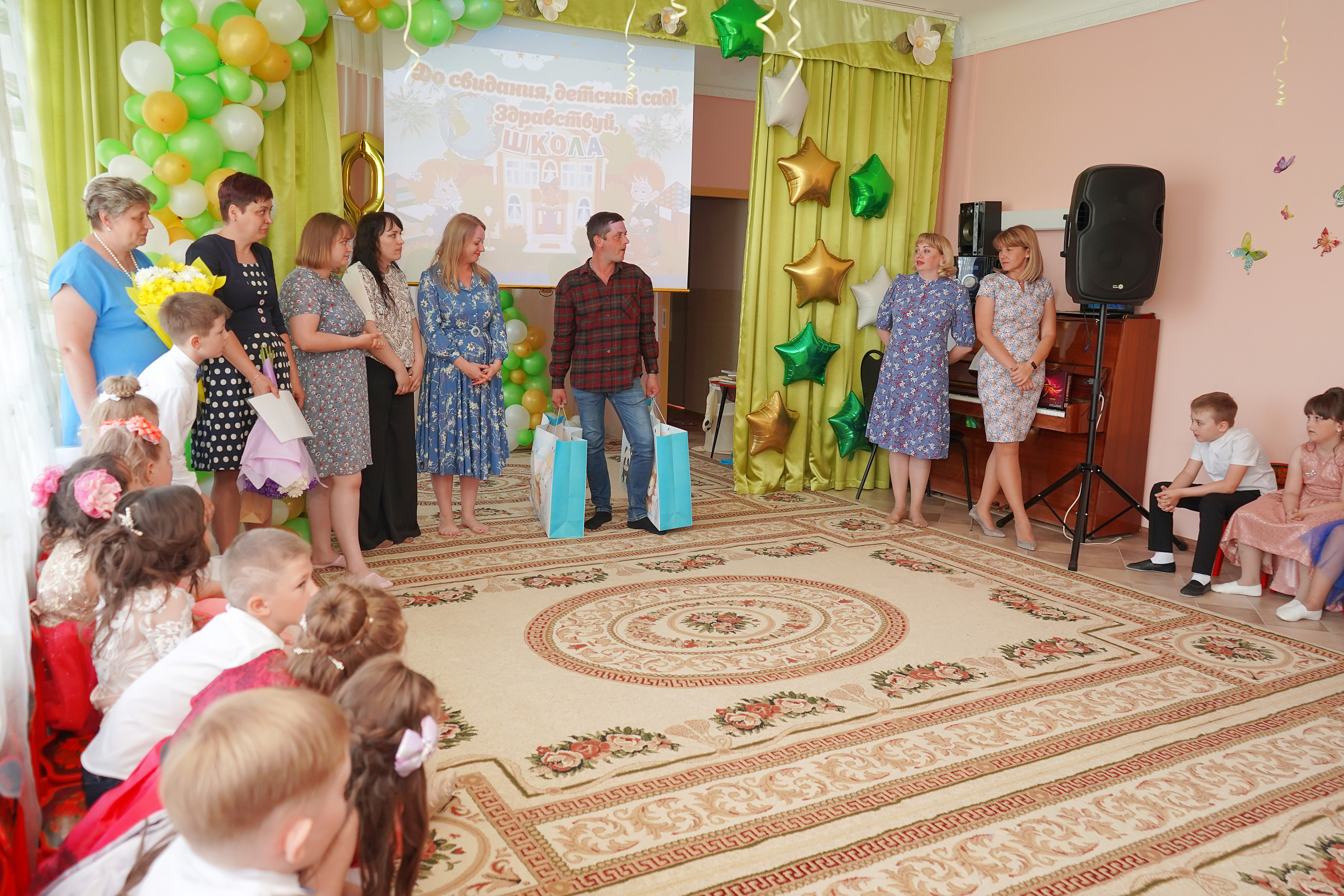 Фотосъемка видеосъёмка фотограф видеооператор новогодних утренников  в. Фотограф, видеооператор Нина Коршунова