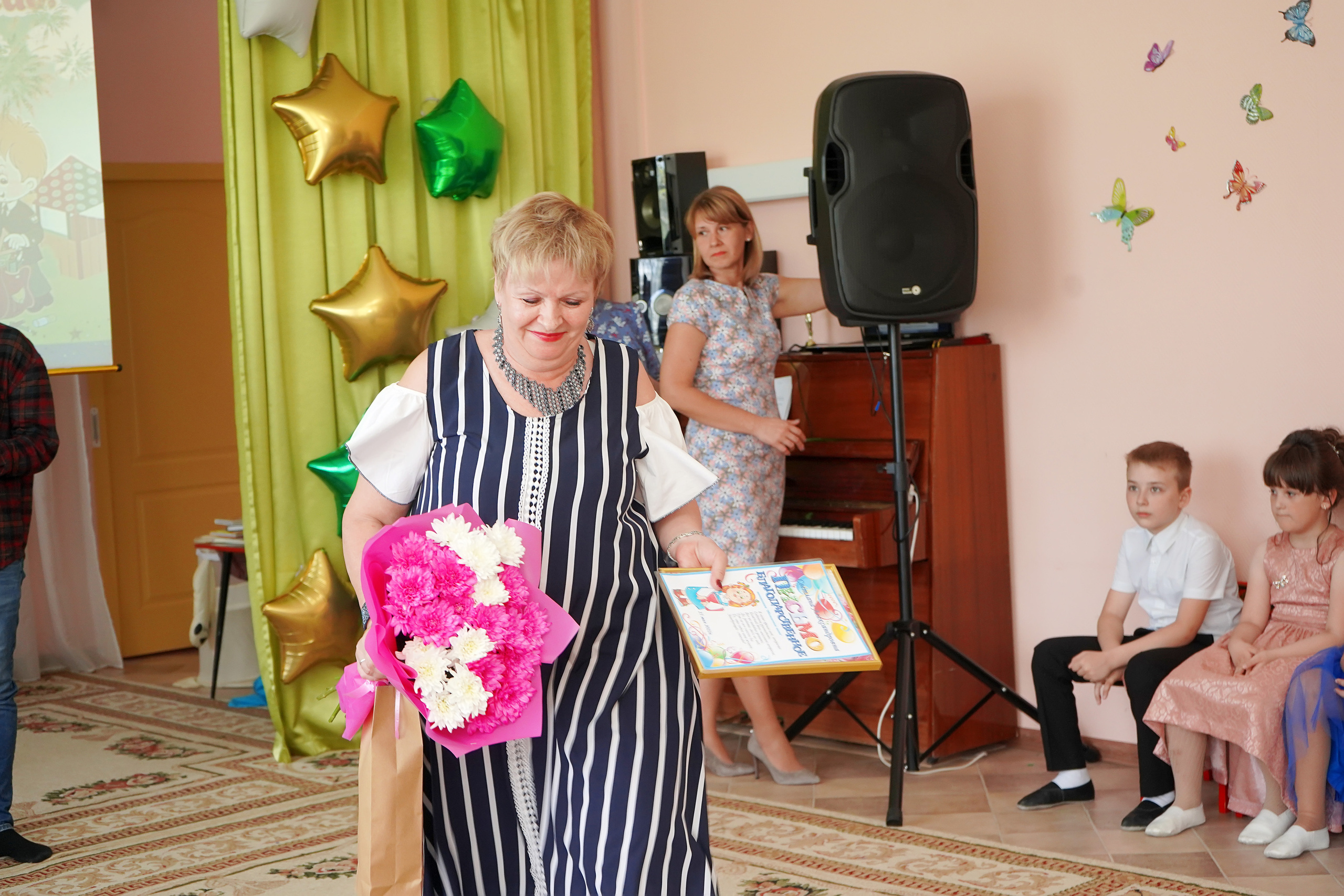 Фотосъемка видеосъёмка фотограф видеооператор новогодних утренников  в. Фотограф, видеооператор Нина Коршунова