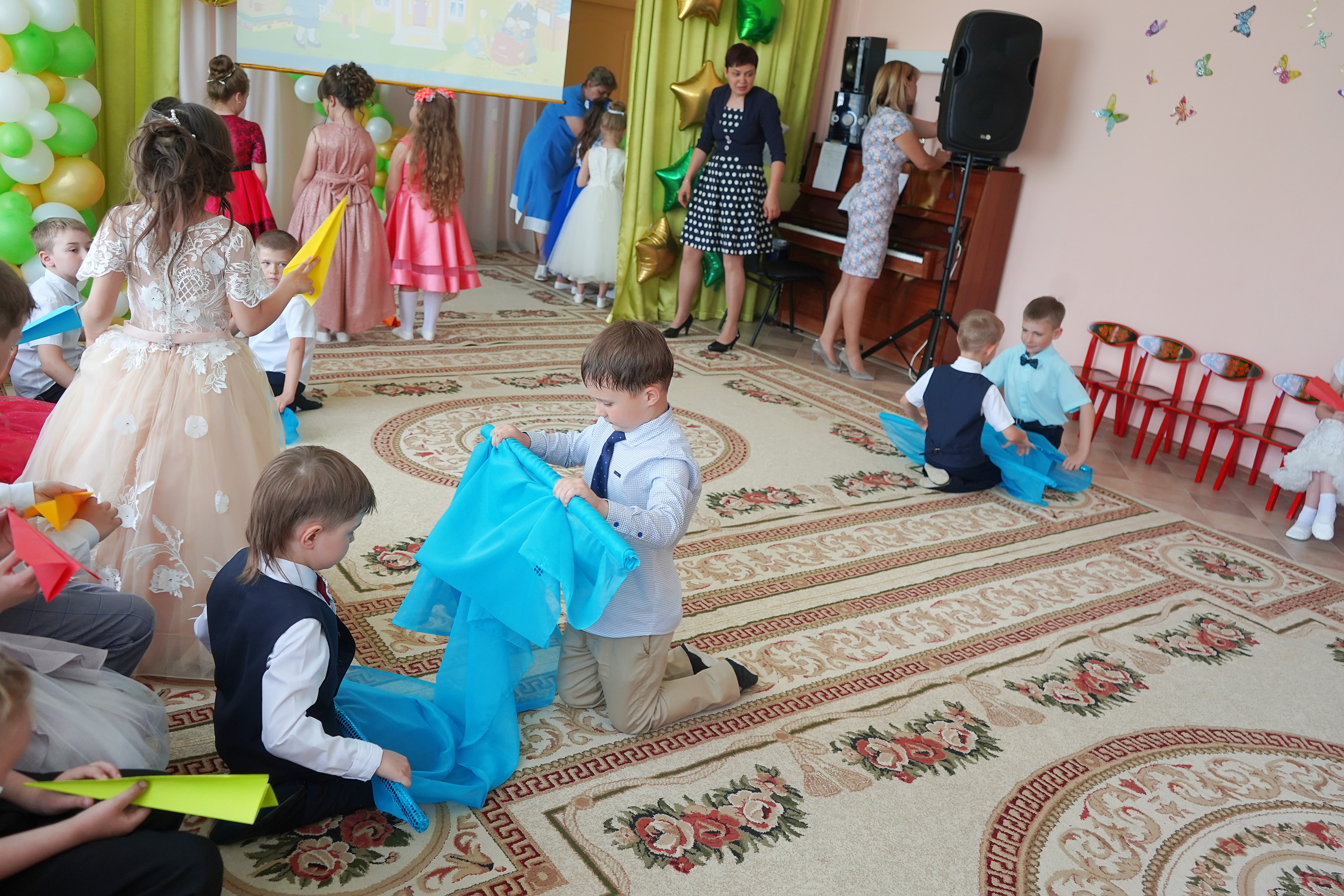 Фотосъемка видеосъёмка фотограф видеооператор новогодних утренников  в. Фотограф, видеооператор Нина Коршунова