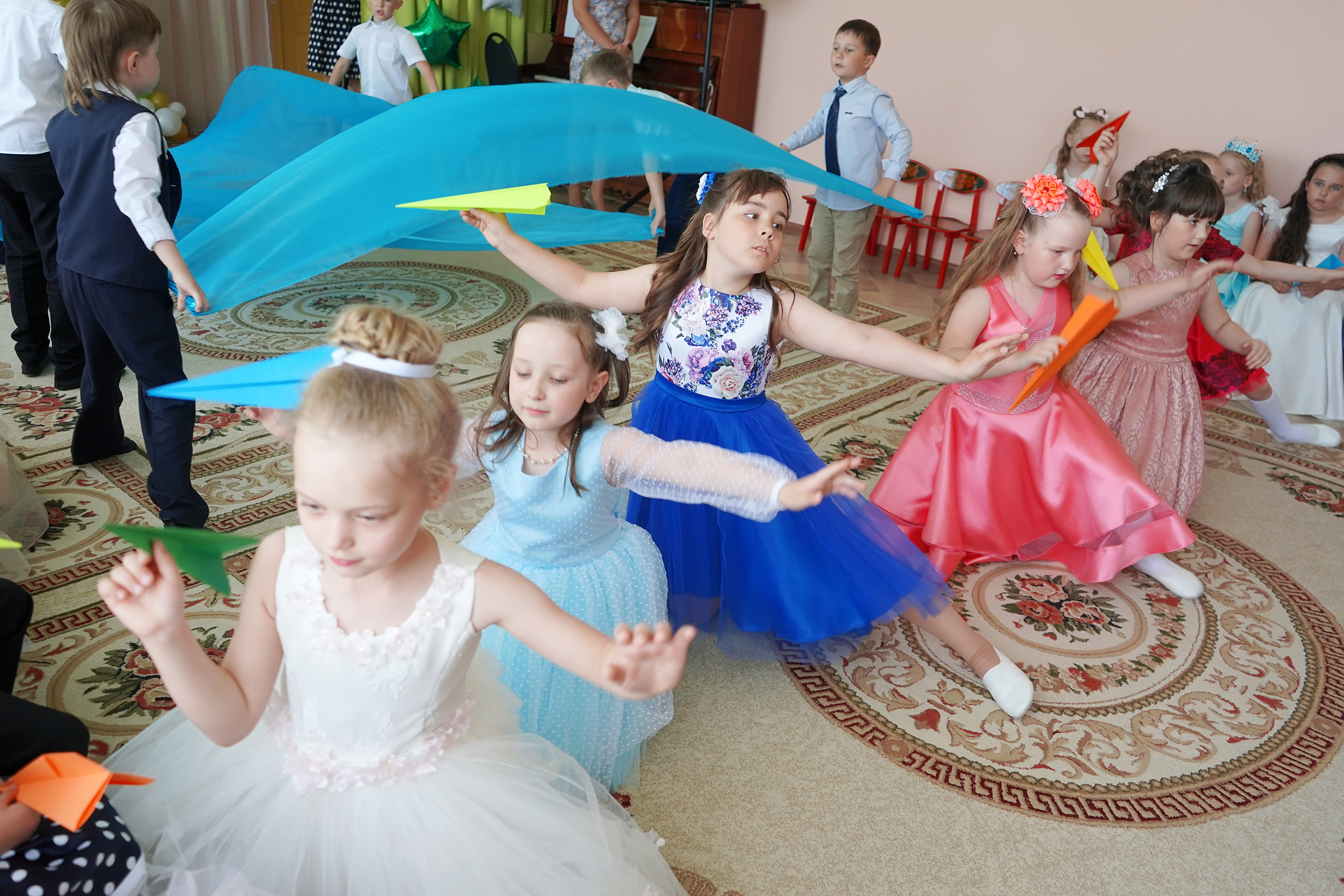 Фотосъемка видеосъёмка фотограф видеооператор новогодних утренников  в. Фотограф, видеооператор Нина Коршунова