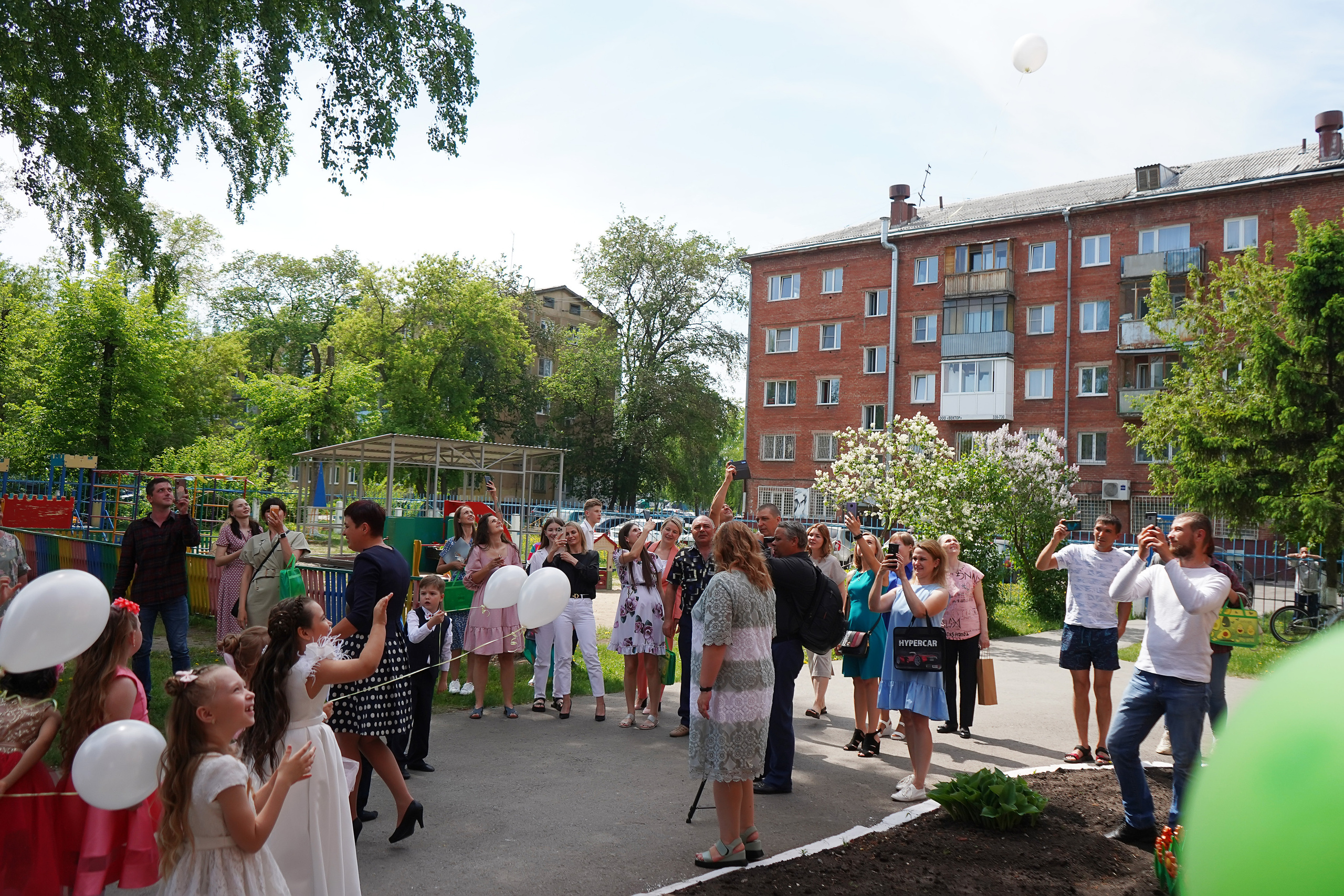 Фотосъемка видеосъёмка фотограф видеооператор новогодних утренников  в. Фотограф, видеооператор Нина Коршунова