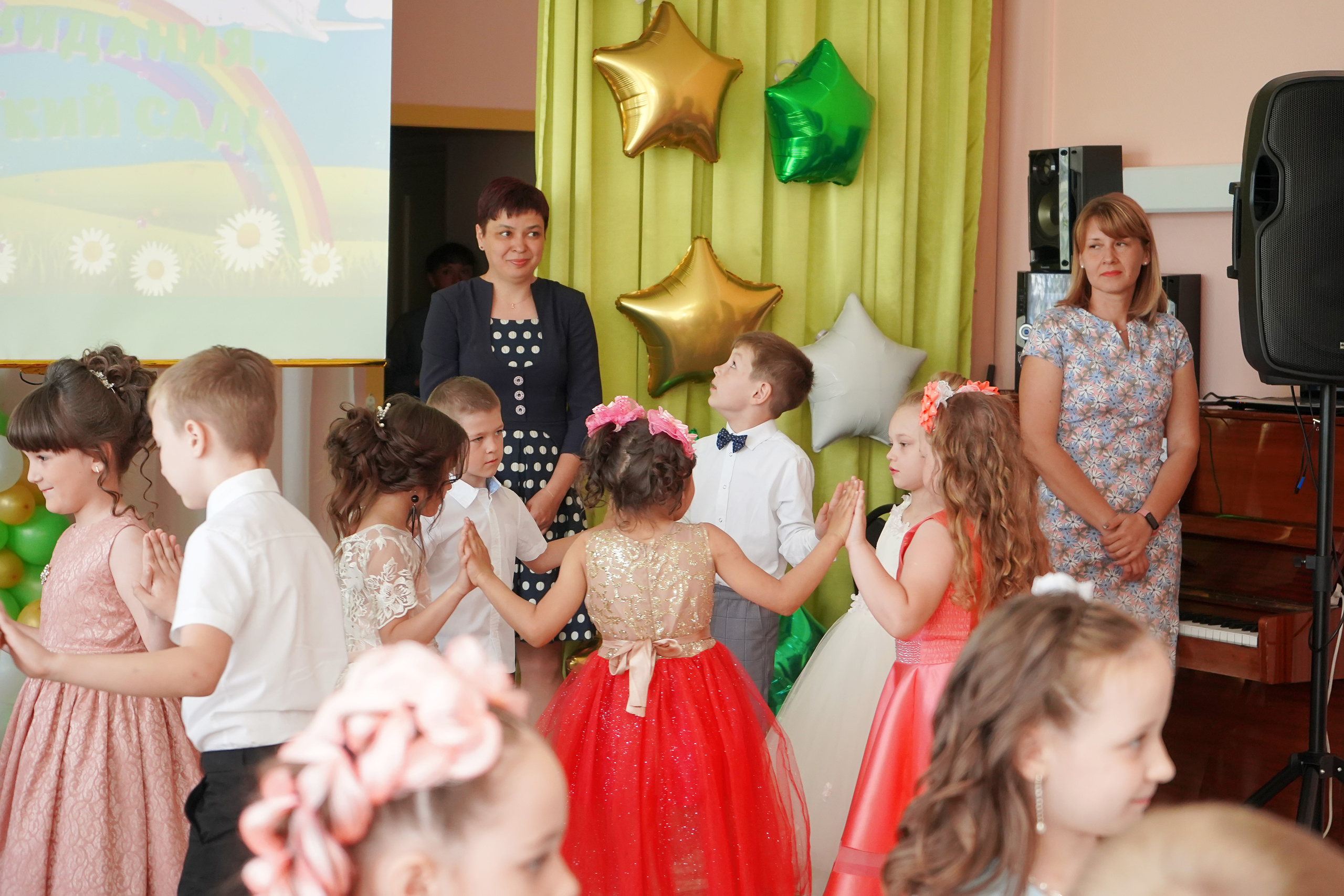 Фотосъемка видеосъёмка фотограф видеооператор новогодних утренников  в. Фотограф, видеооператор Нина Коршунова