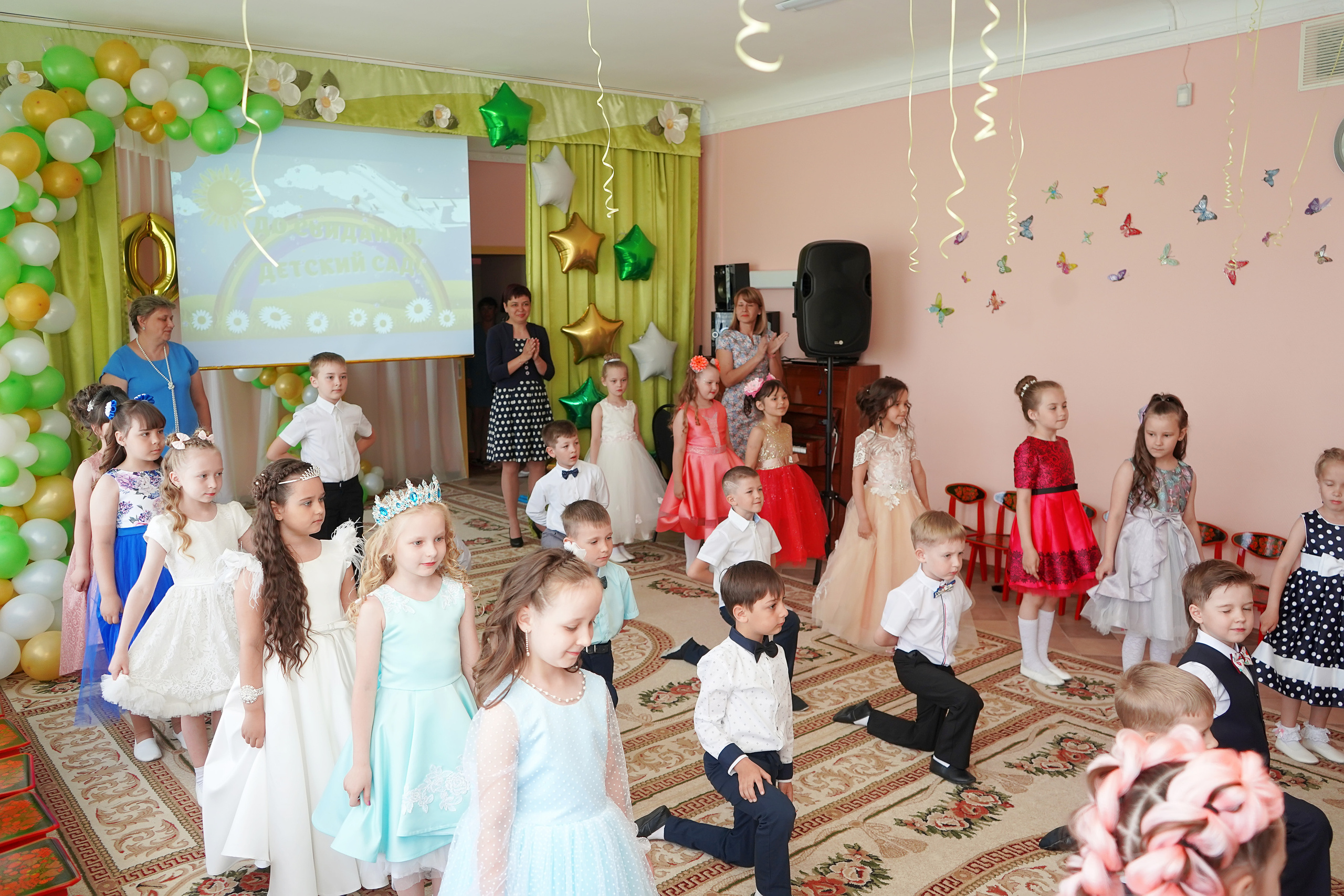 Фотосъемка видеосъёмка фотограф видеооператор новогодних утренников  в. Фотограф, видеооператор Нина Коршунова