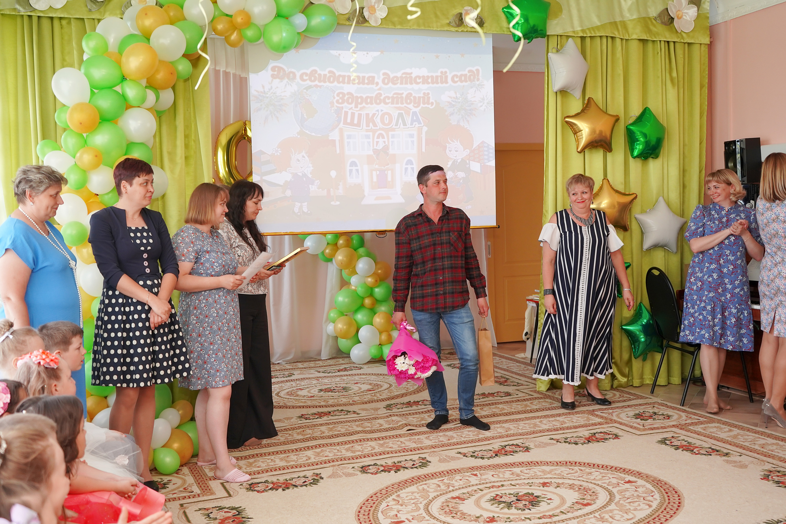 Фотосъемка видеосъёмка фотограф видеооператор новогодних утренников  в. Фотограф, видеооператор Нина Коршунова