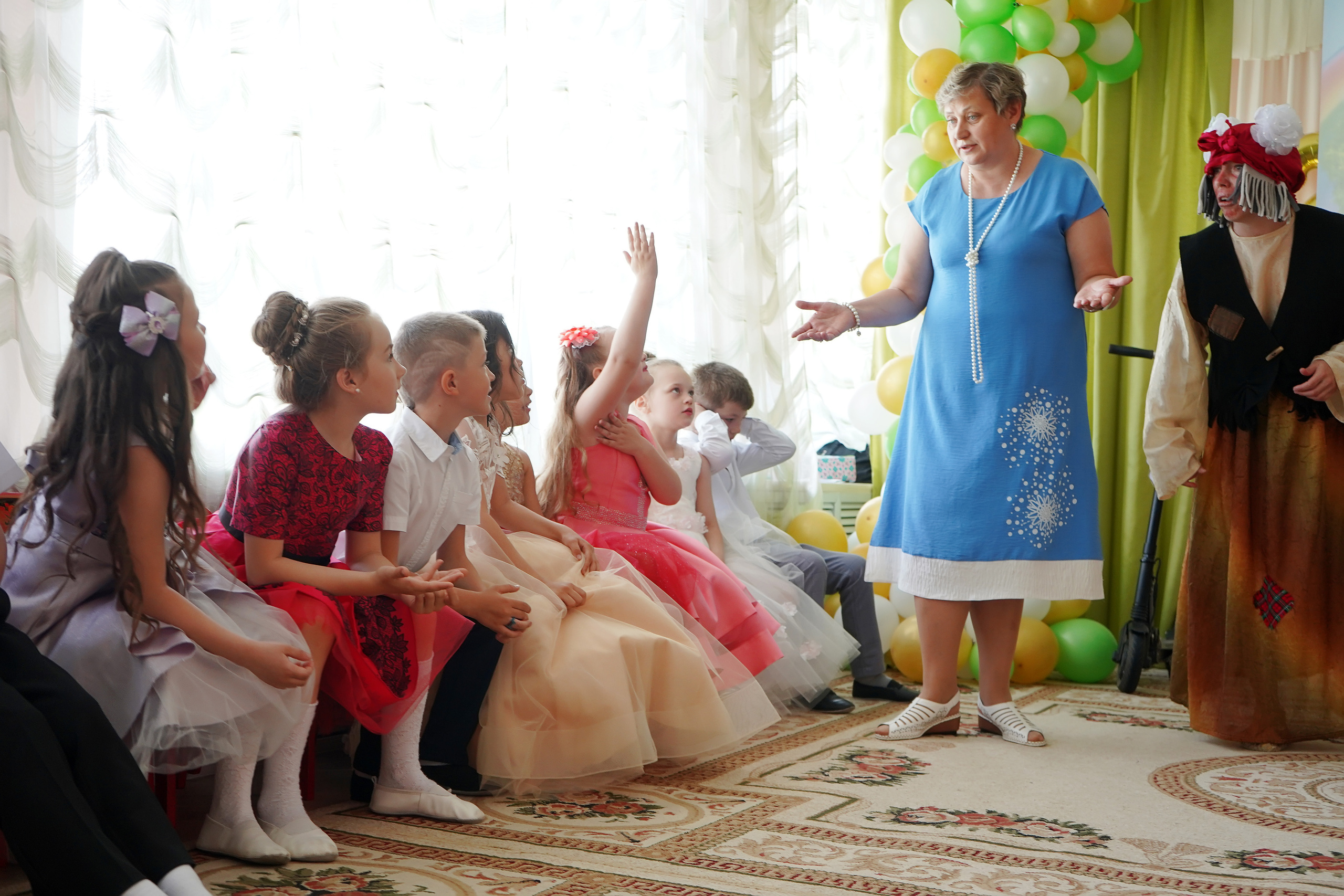 Фотосъемка видеосъёмка фотограф видеооператор новогодних утренников  в. Фотограф, видеооператор Нина Коршунова