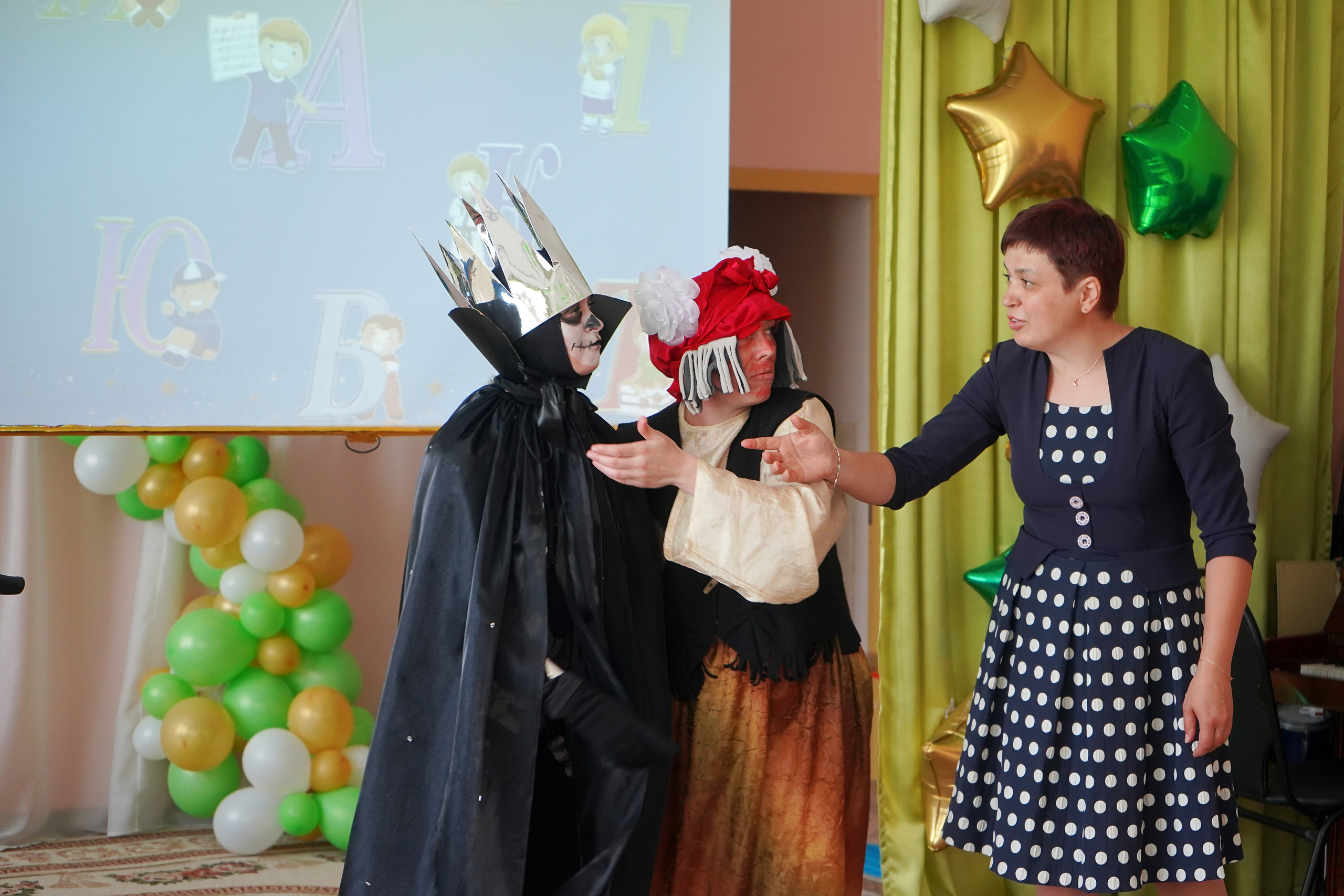 Фотосъемка видеосъёмка фотограф видеооператор новогодних утренников  в. Фотограф, видеооператор Нина Коршунова