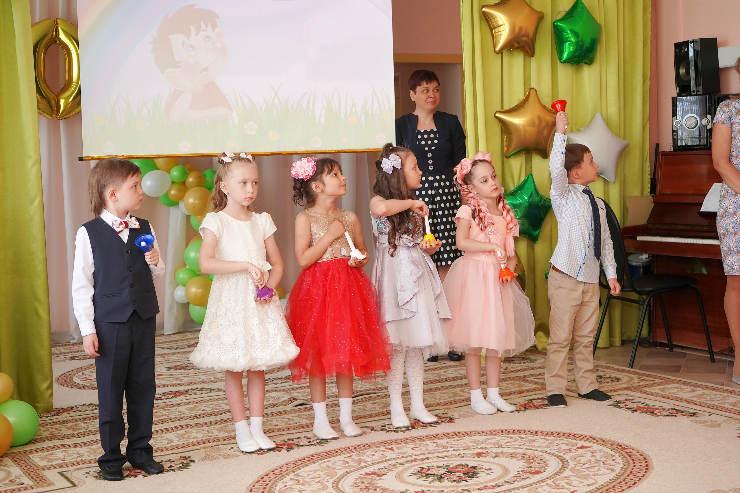 Фотосъемка видеосъёмка фотограф видеооператор новогодних утренников  в. Фотограф, видеооператор Нина Коршунова