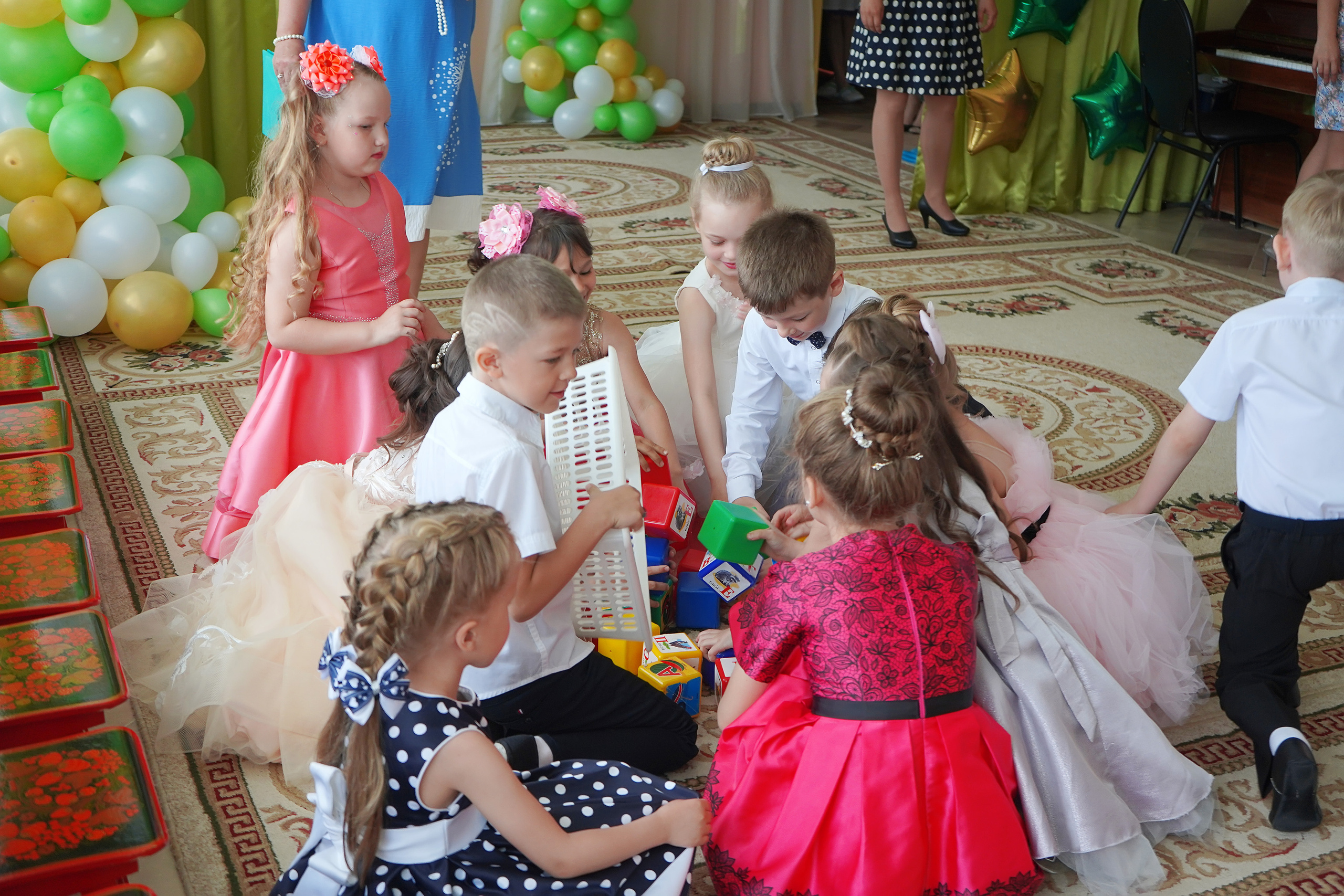 Фотосъемка видеосъёмка фотограф видеооператор новогодних утренников  в. Фотограф, видеооператор Нина Коршунова