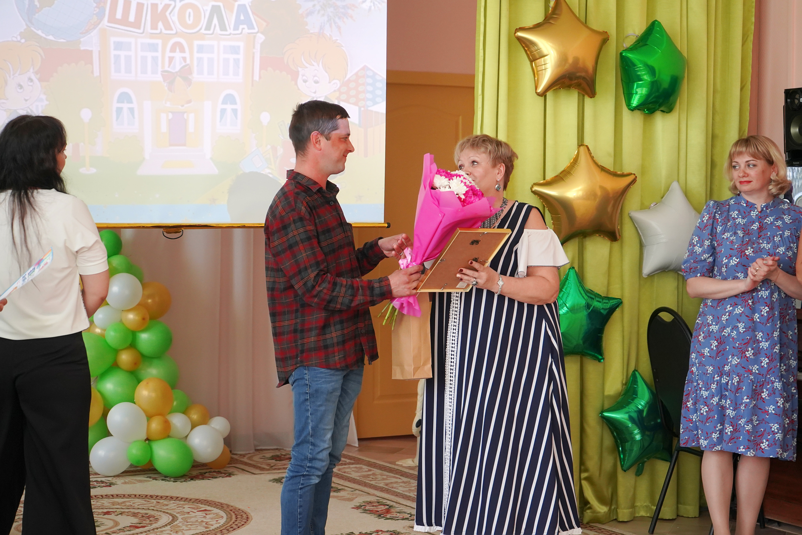 Фотосъемка видеосъёмка фотограф видеооператор новогодних утренников  в. Фотограф, видеооператор Нина Коршунова