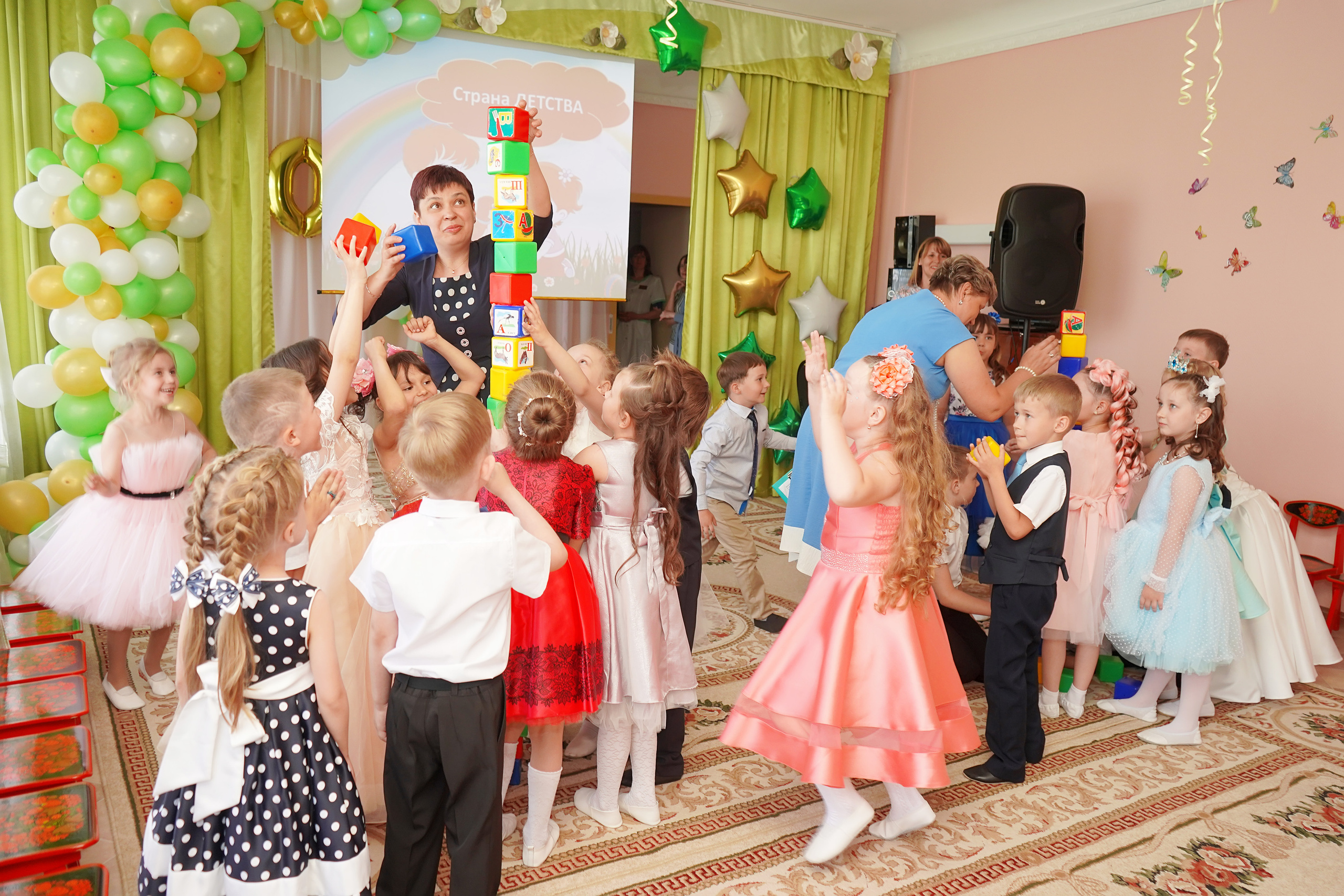 Фотосъемка видеосъёмка фотограф видеооператор новогодних утренников  в. Фотограф, видеооператор Нина Коршунова