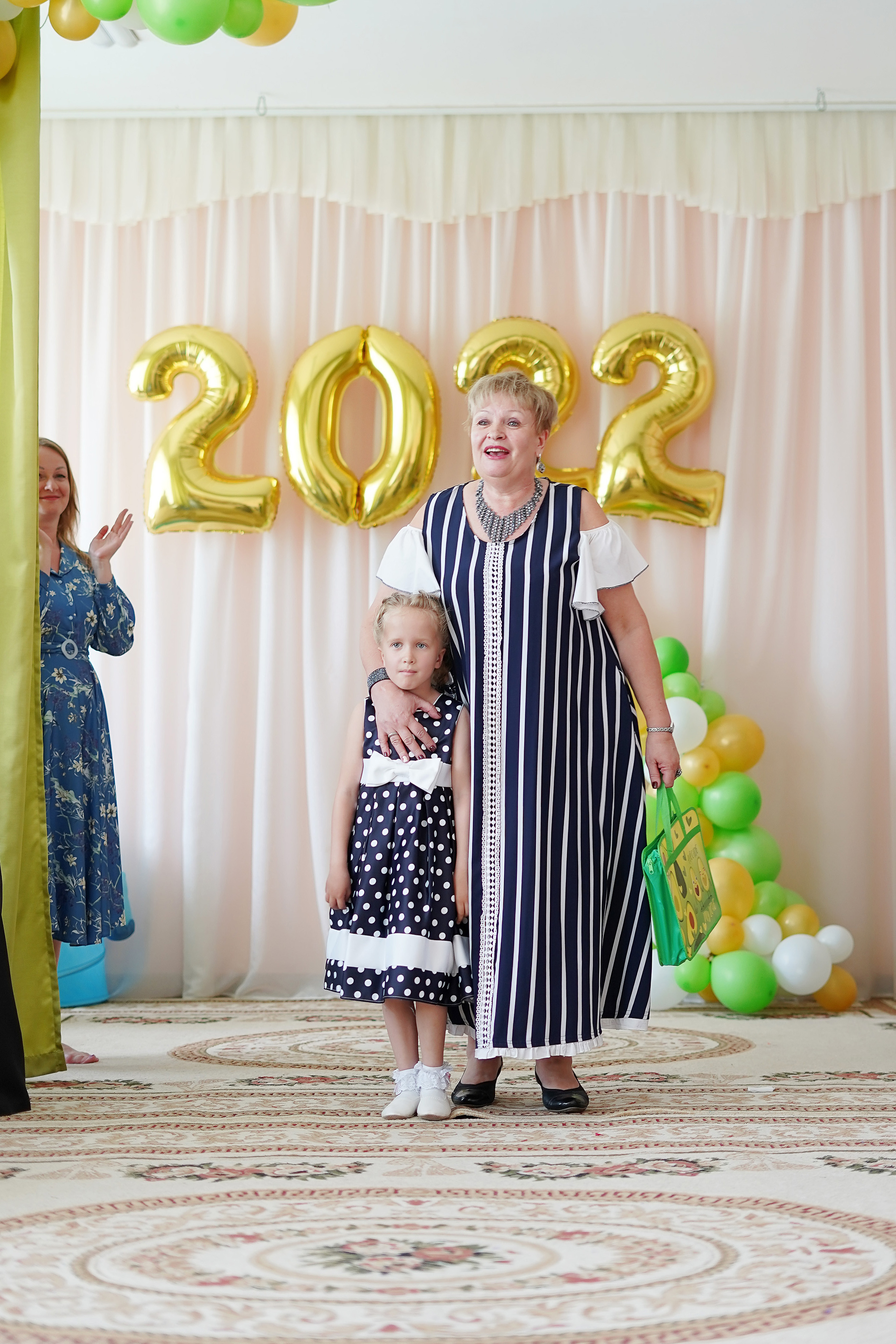 Фотосъемка видеосъёмка фотограф видеооператор новогодних утренников  в. Фотограф, видеооператор Нина Коршунова