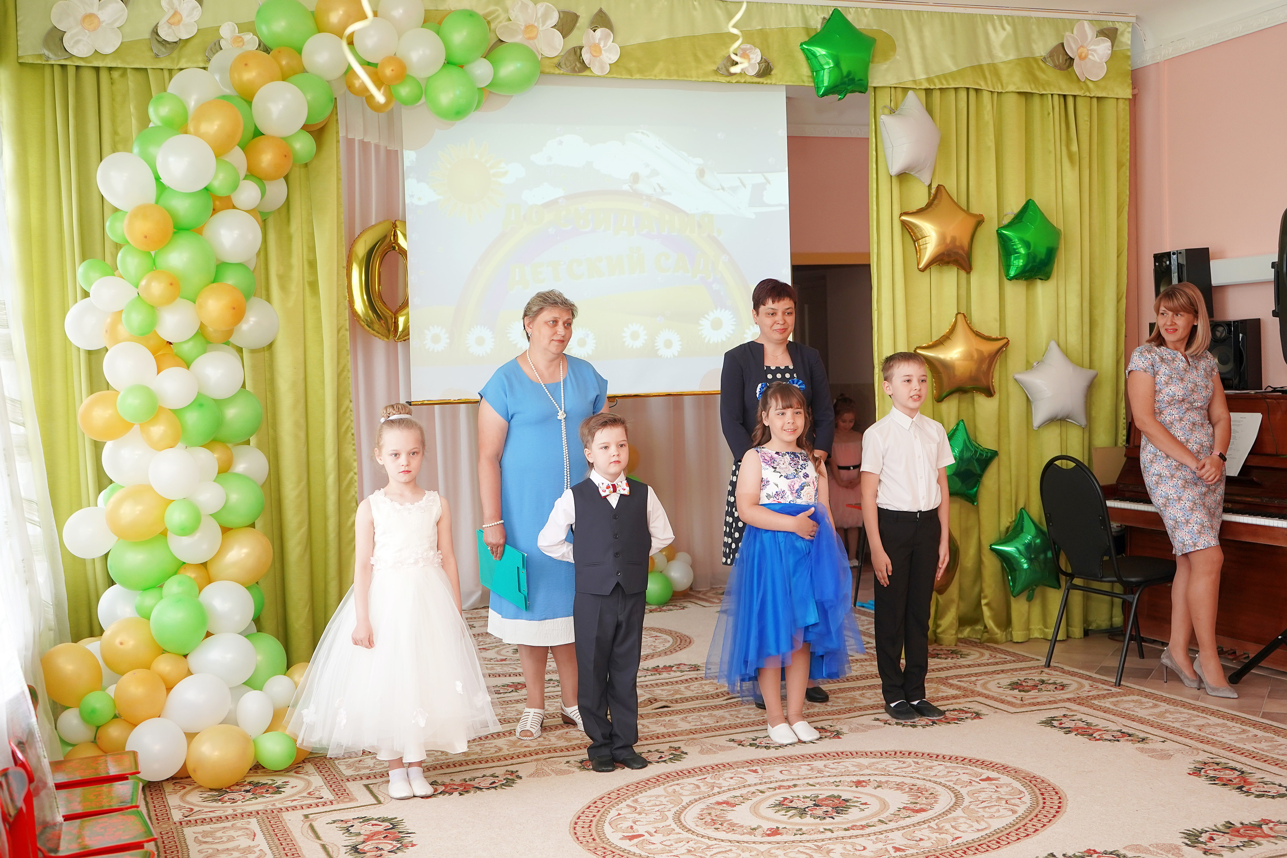 Фотосъемка видеосъёмка фотограф видеооператор новогодних утренников  в. Фотограф, видеооператор Нина Коршунова