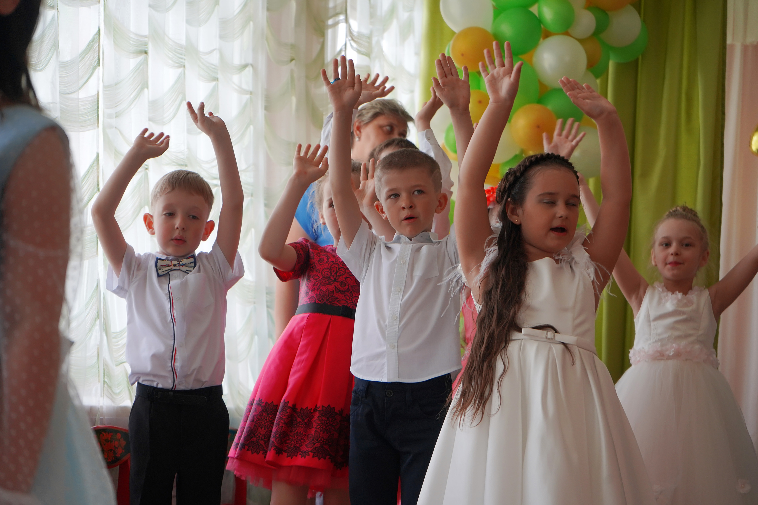 Фотосъемка видеосъёмка фотограф видеооператор новогодних утренников  в. Фотограф, видеооператор Нина Коршунова