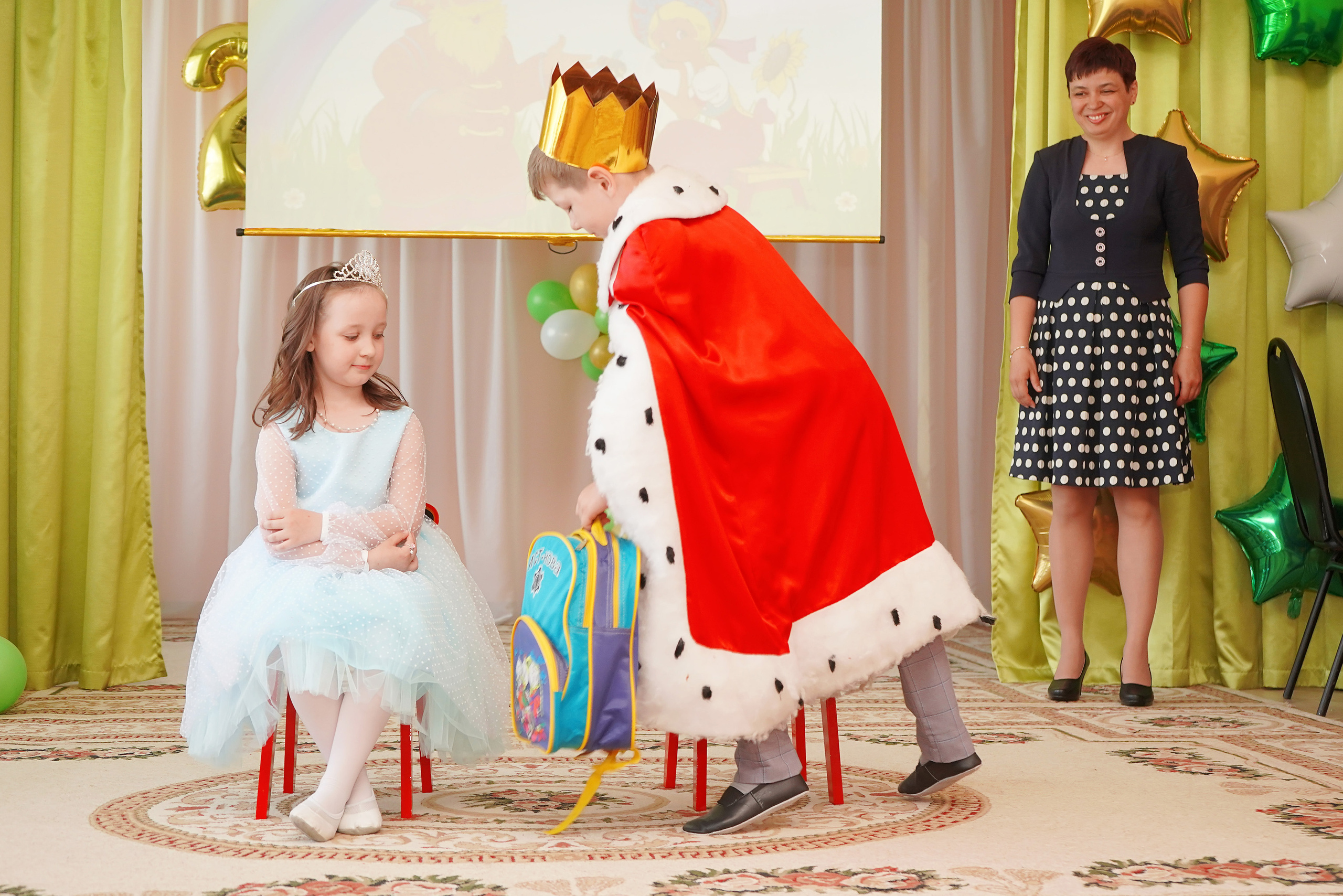 Фотосъемка видеосъёмка фотограф видеооператор новогодних утренников  в. Фотограф, видеооператор Нина Коршунова