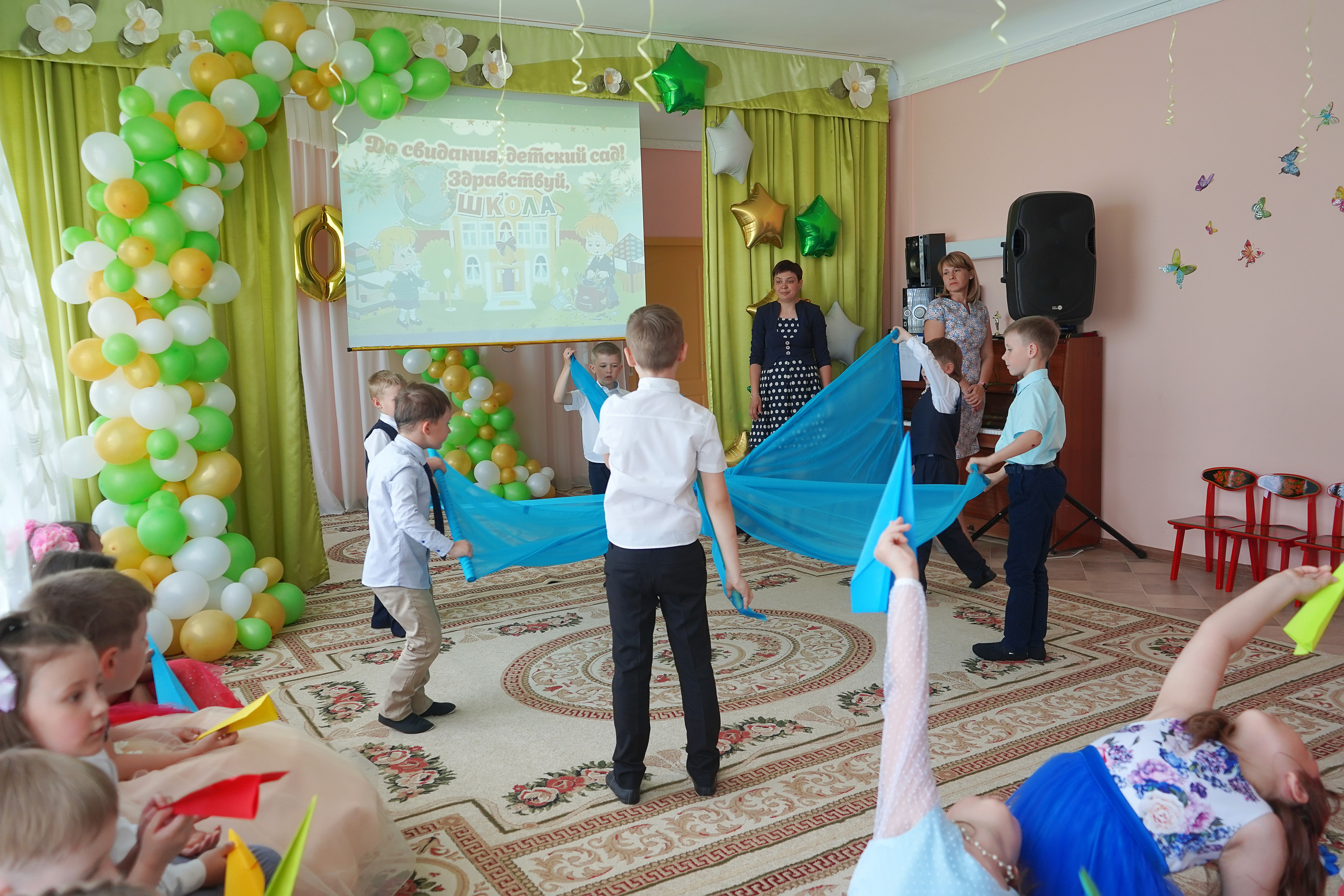 Фотосъемка видеосъёмка фотограф видеооператор новогодних утренников  в. Фотограф, видеооператор Нина Коршунова