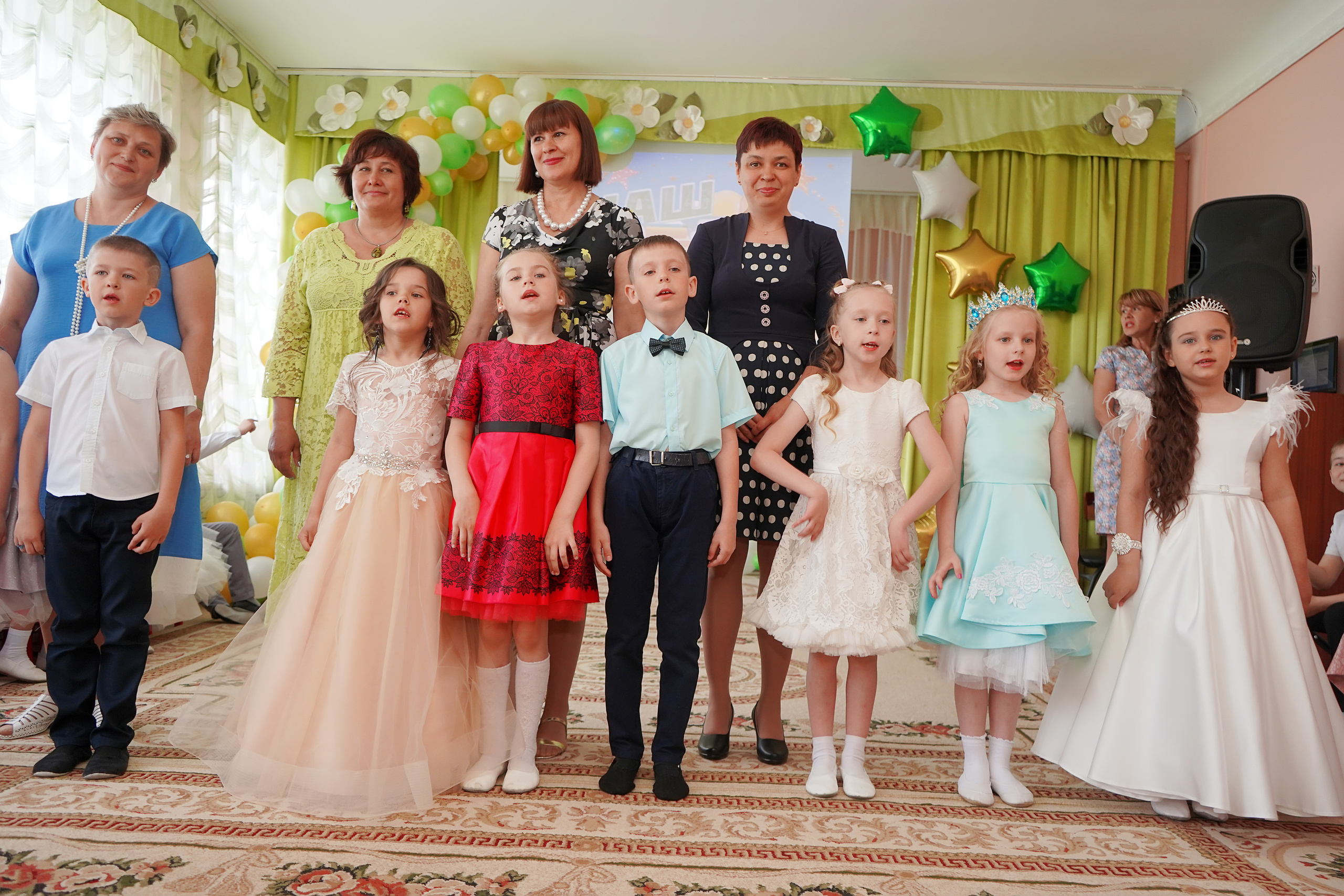 Фотосъемка видеосъёмка фотограф видеооператор новогодних утренников  в. Фотограф, видеооператор Нина Коршунова