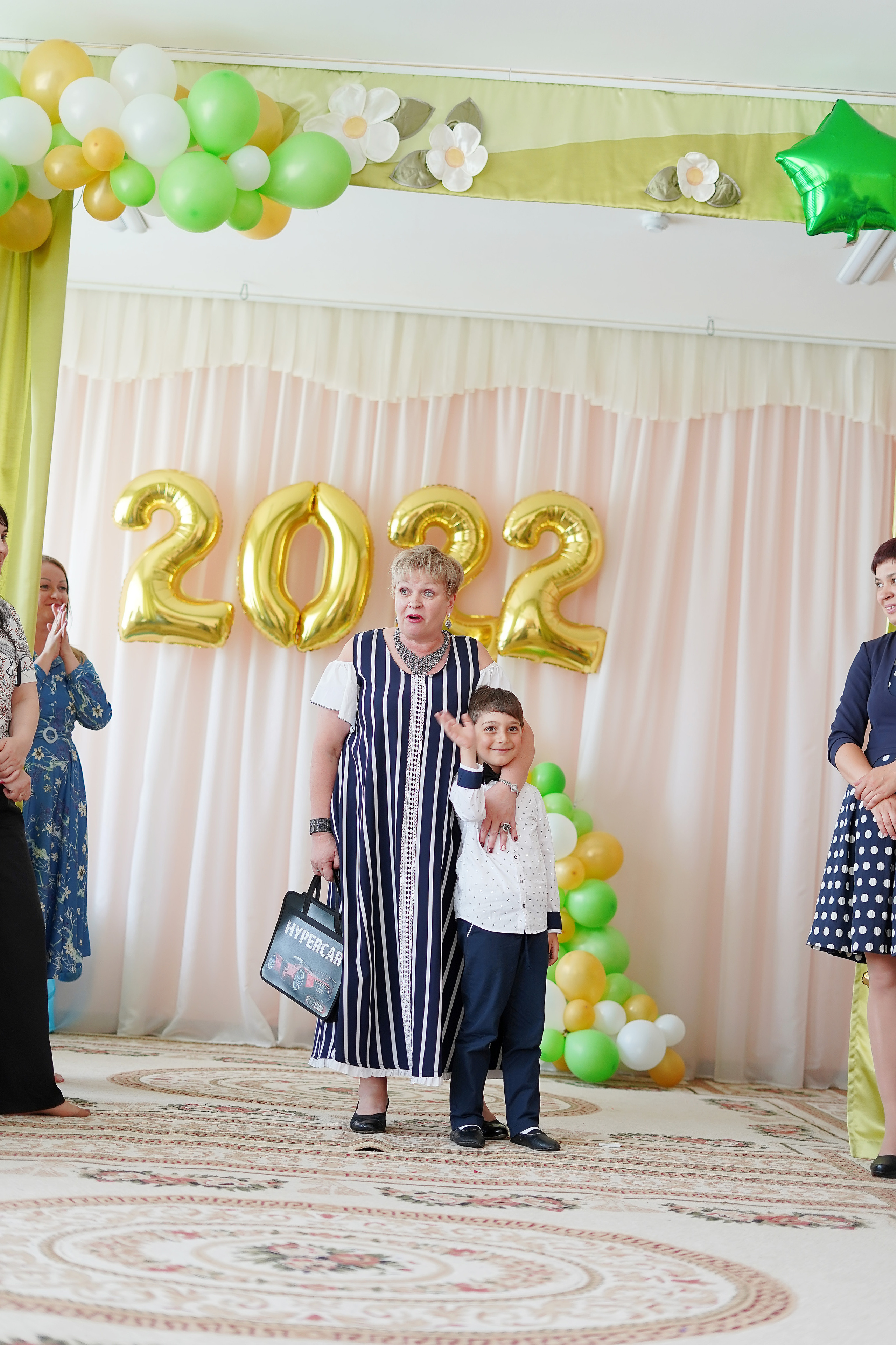 Фотосъемка видеосъёмка фотограф видеооператор новогодних утренников  в. Фотограф, видеооператор Нина Коршунова