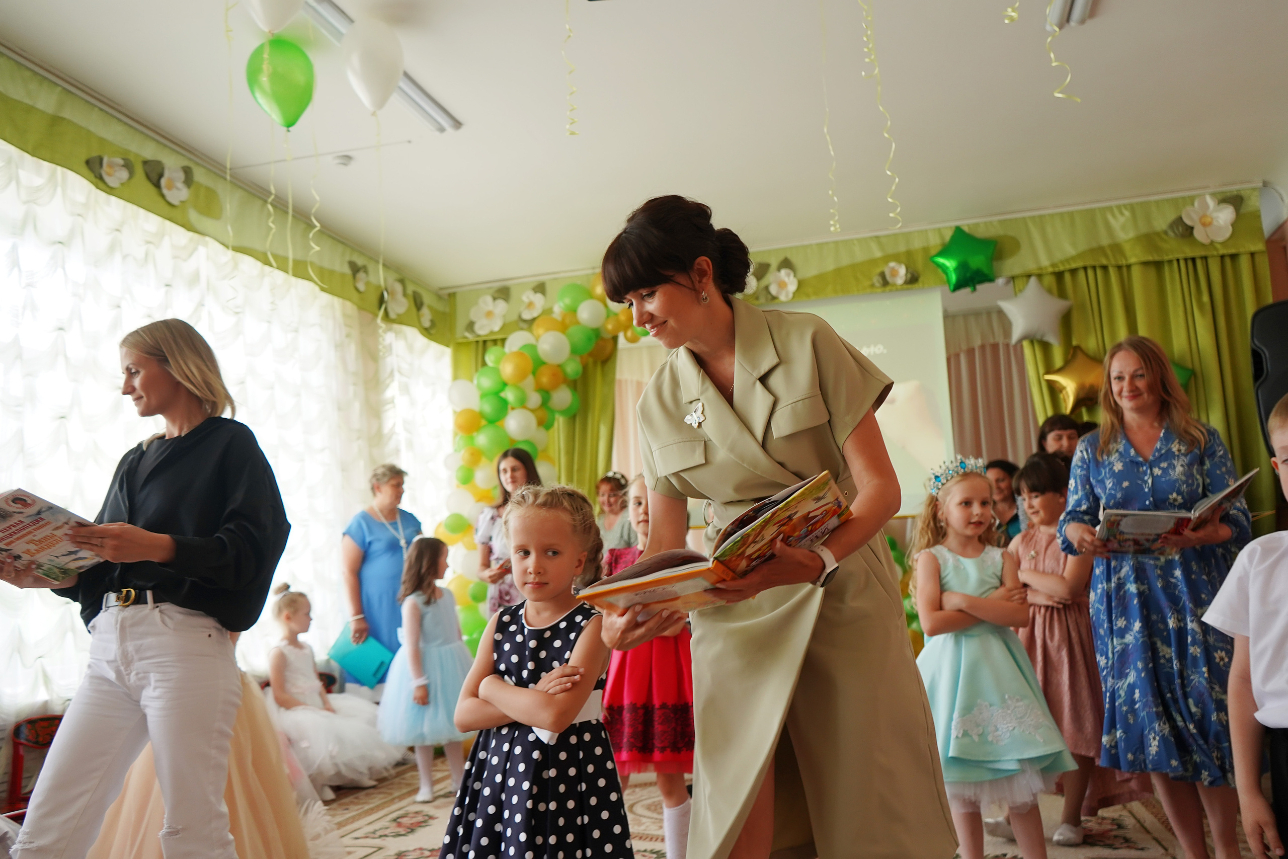 Фотосъемка видеосъёмка фотограф видеооператор новогодних утренников  в. Фотограф, видеооператор Нина Коршунова