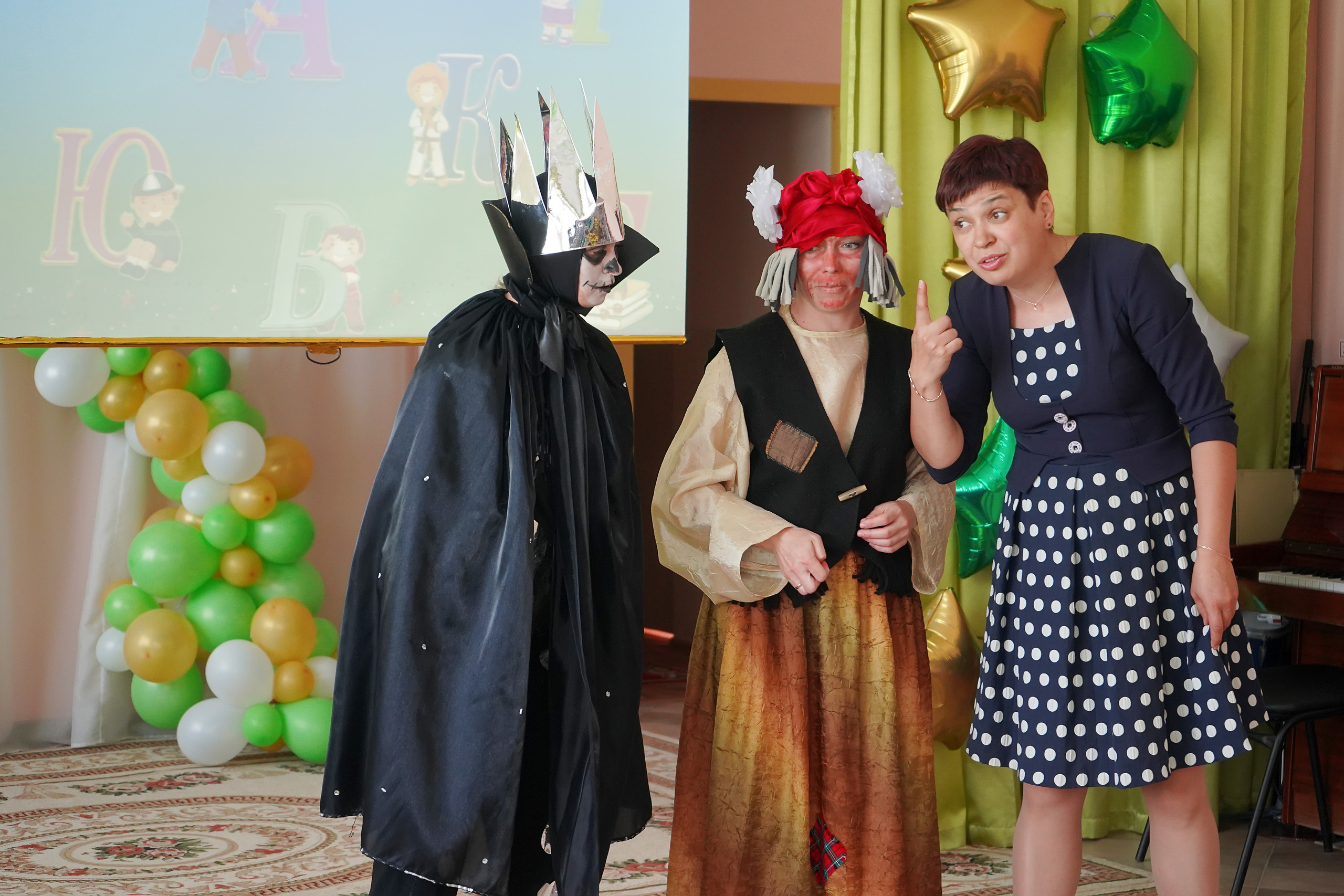 Фотосъемка видеосъёмка фотограф видеооператор новогодних утренников  в. Фотограф, видеооператор Нина Коршунова