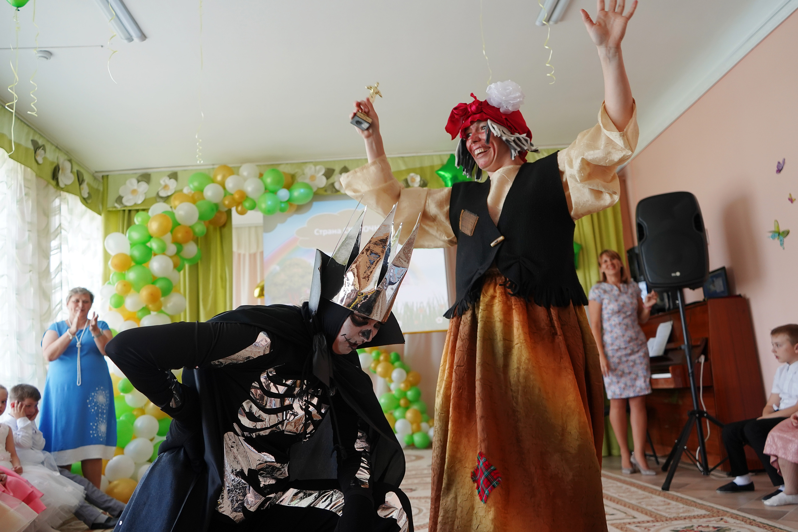 Фотосъемка видеосъёмка фотограф видеооператор новогодних утренников  в. Фотограф, видеооператор Нина Коршунова