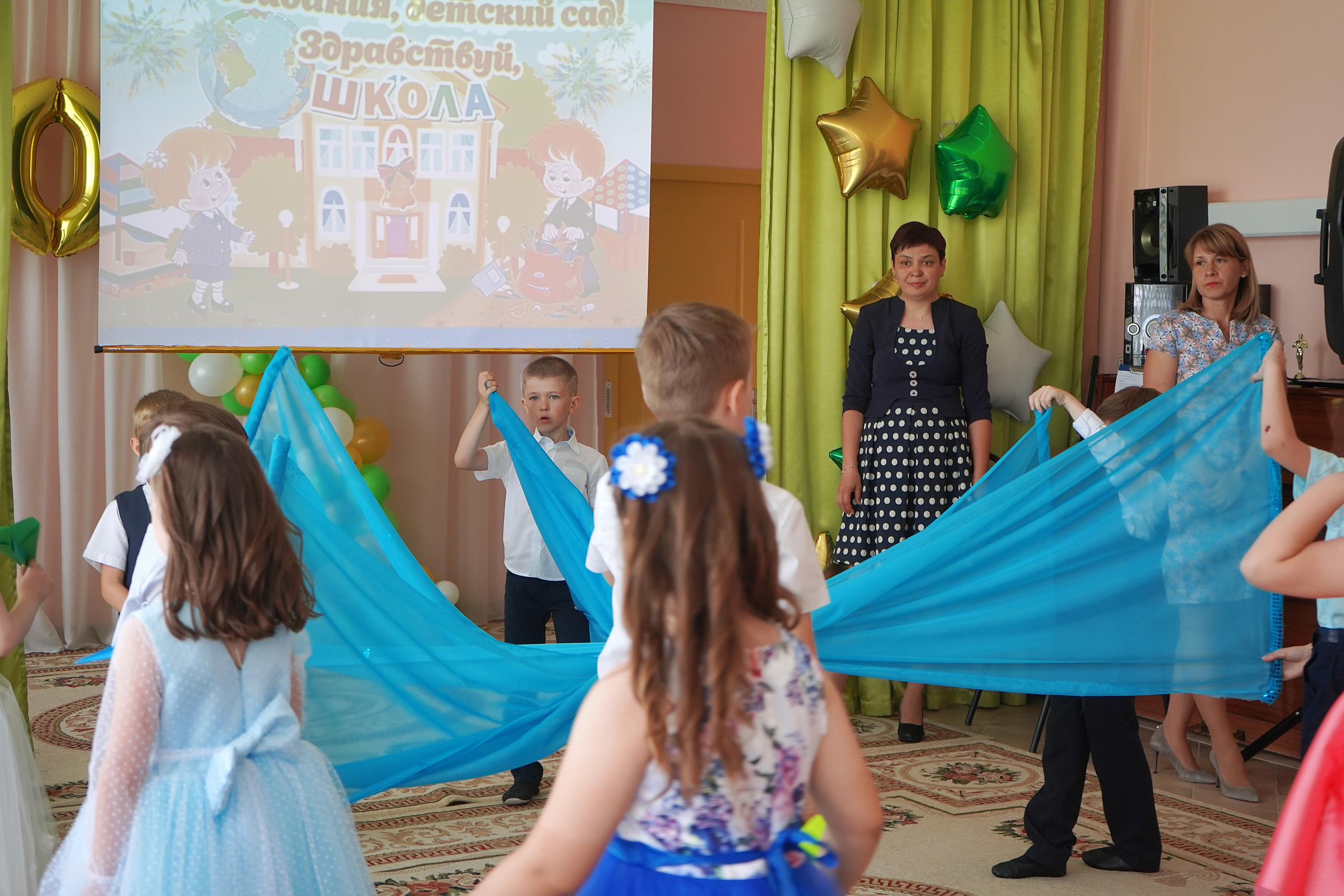 Фотосъемка видеосъёмка фотограф видеооператор новогодних утренников  в. Фотограф, видеооператор Нина Коршунова