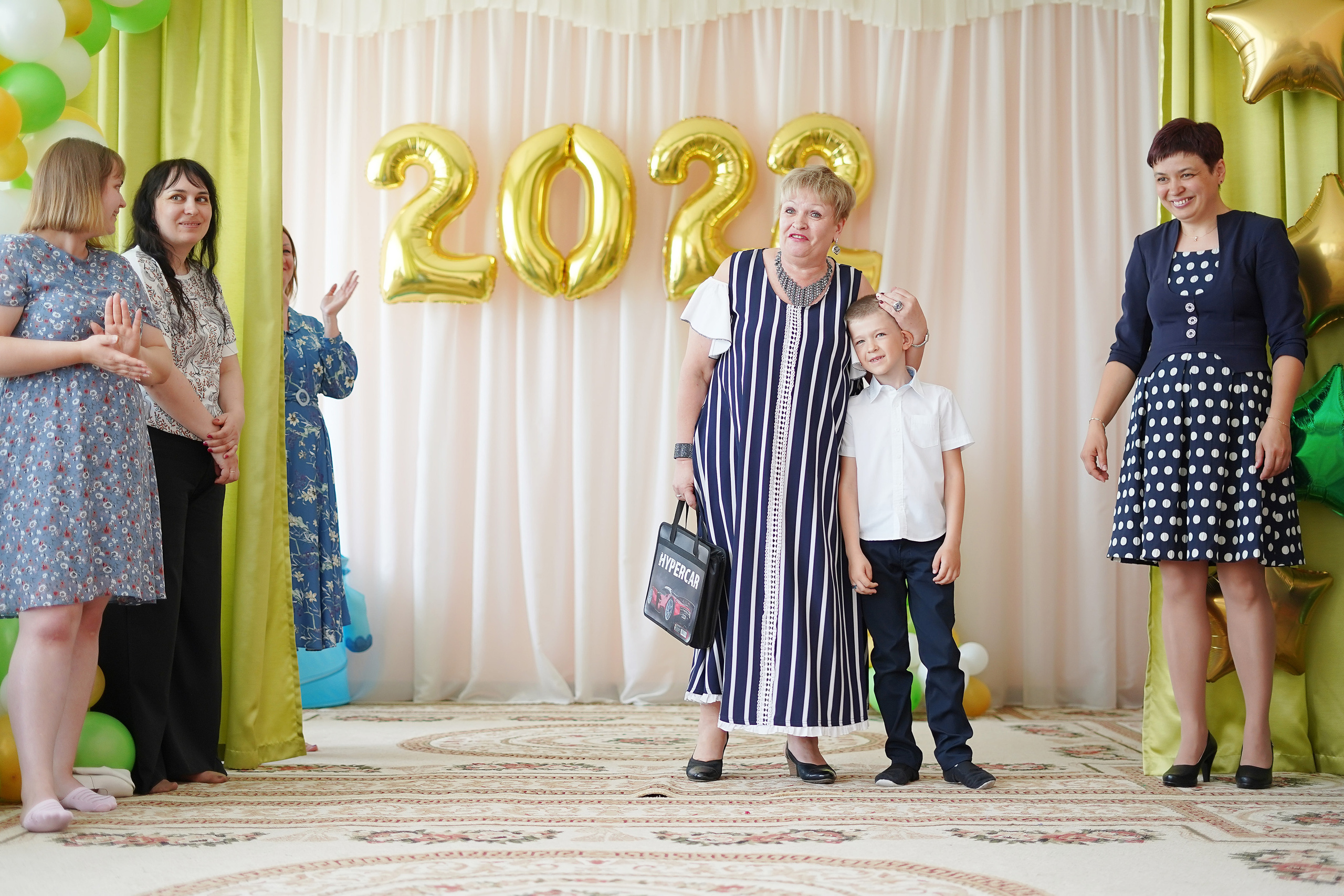 Фотосъемка видеосъёмка фотограф видеооператор новогодних утренников  в. Фотограф, видеооператор Нина Коршунова