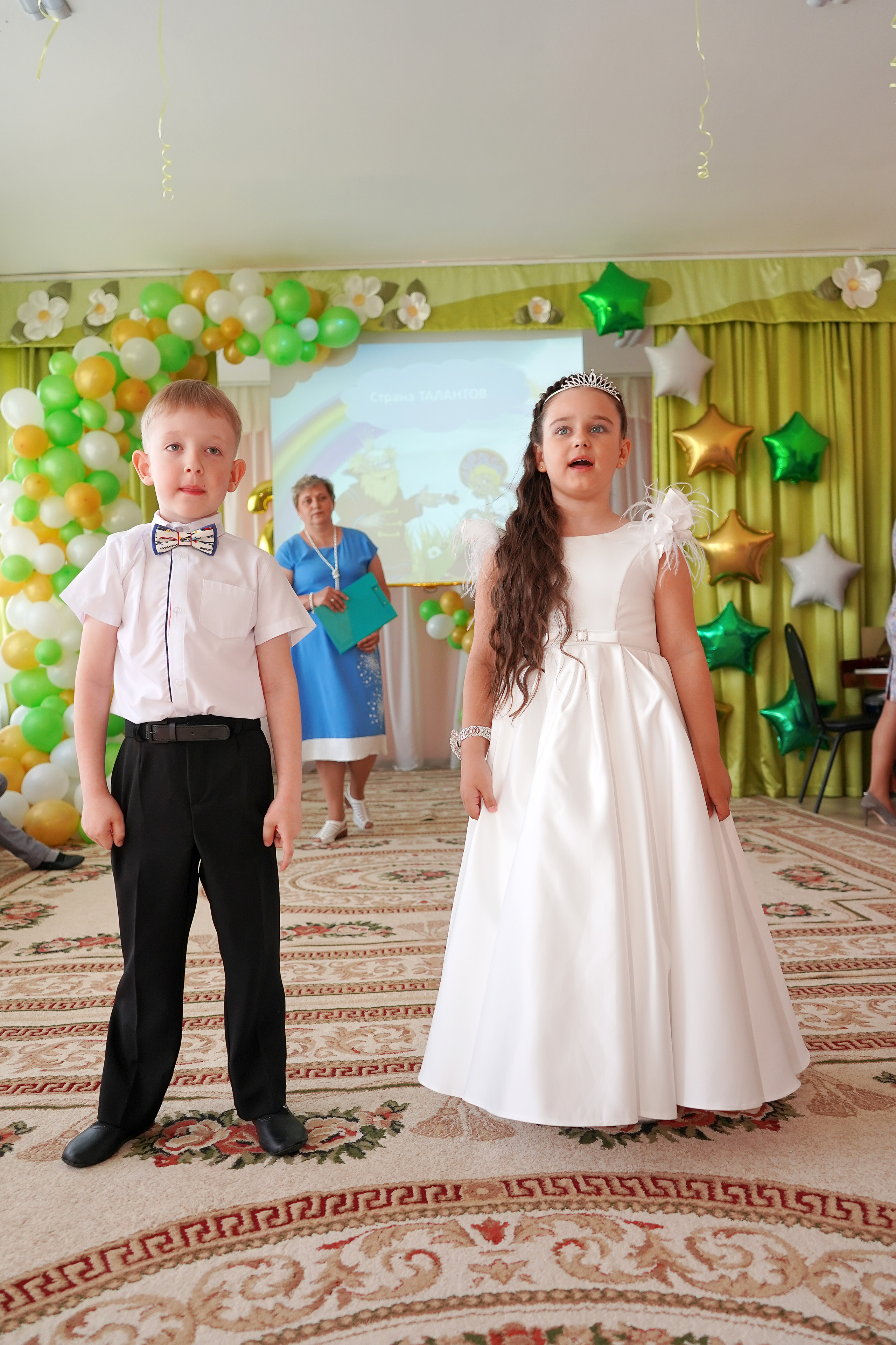 Фотосъемка видеосъёмка фотограф видеооператор новогодних утренников  в. Фотограф, видеооператор Нина Коршунова