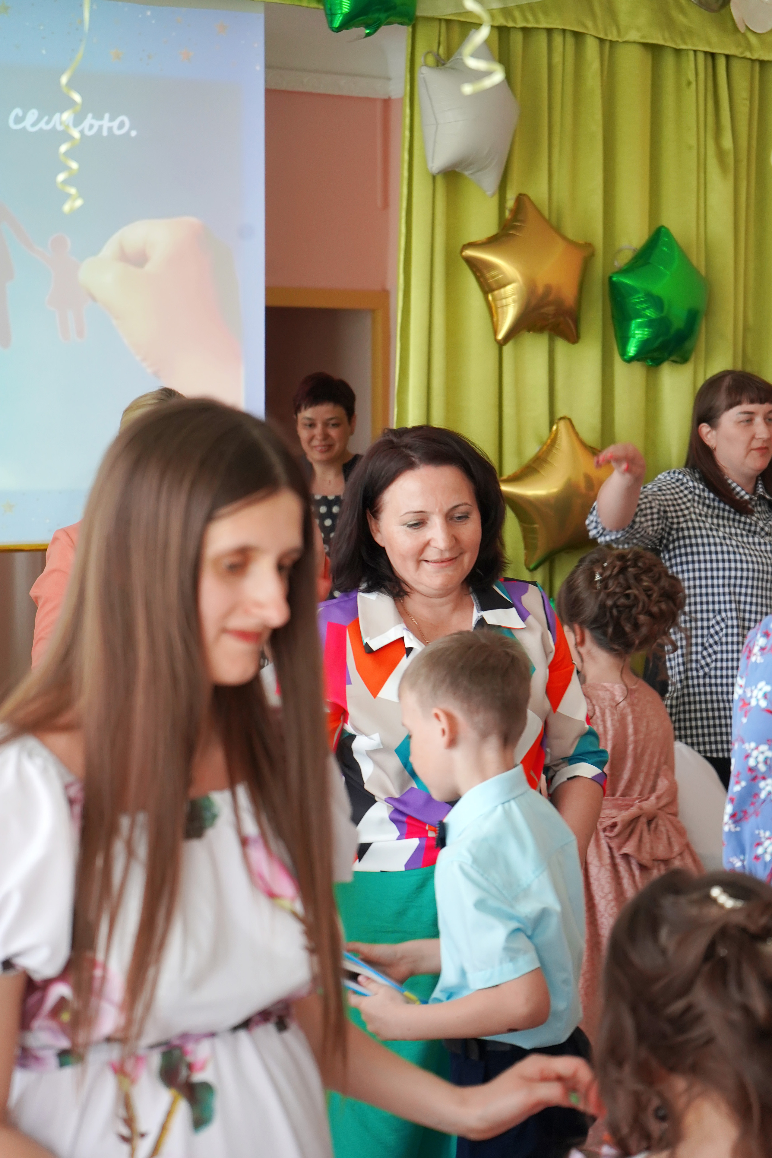 Фотосъемка видеосъёмка фотограф видеооператор новогодних утренников  в. Фотограф, видеооператор Нина Коршунова