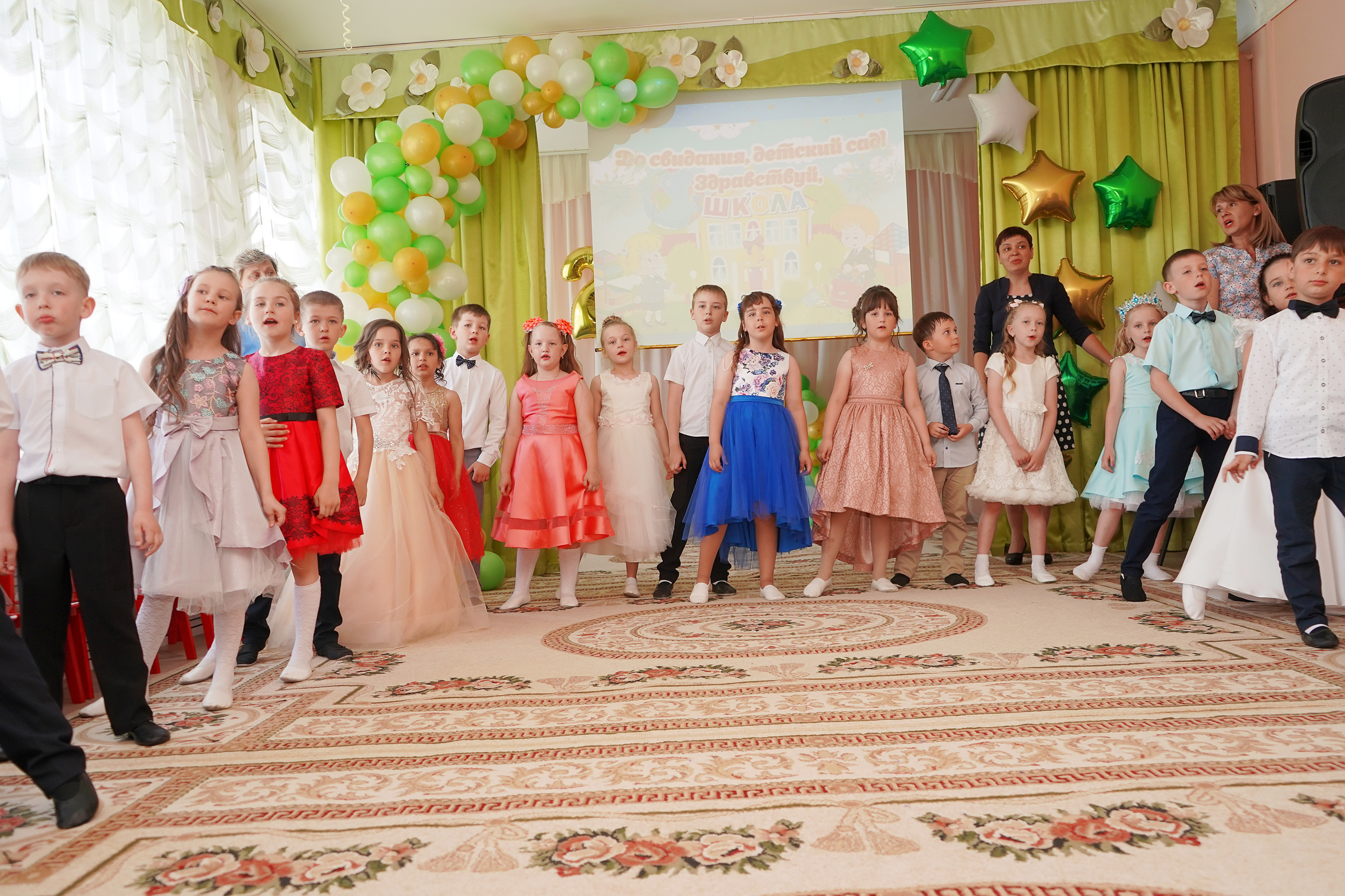 Фотосъемка видеосъёмка фотограф видеооператор новогодних утренников  в. Фотограф, видеооператор Нина Коршунова