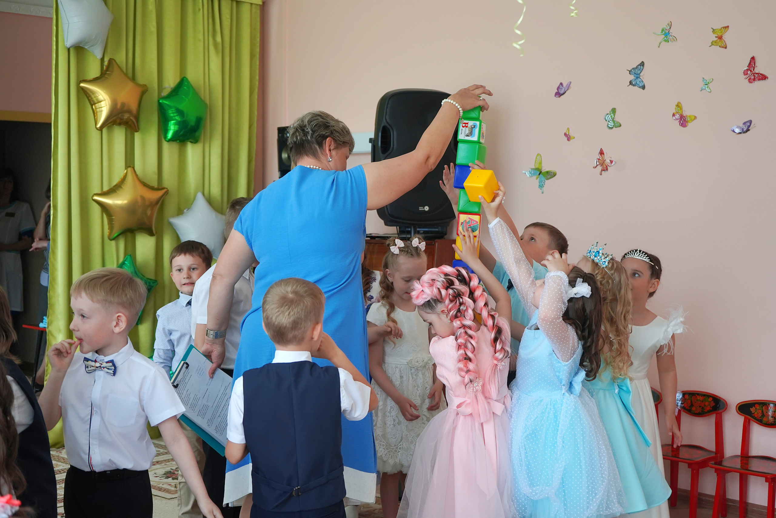 Фотосъемка видеосъёмка фотограф видеооператор новогодних утренников  в. Фотограф, видеооператор Нина Коршунова