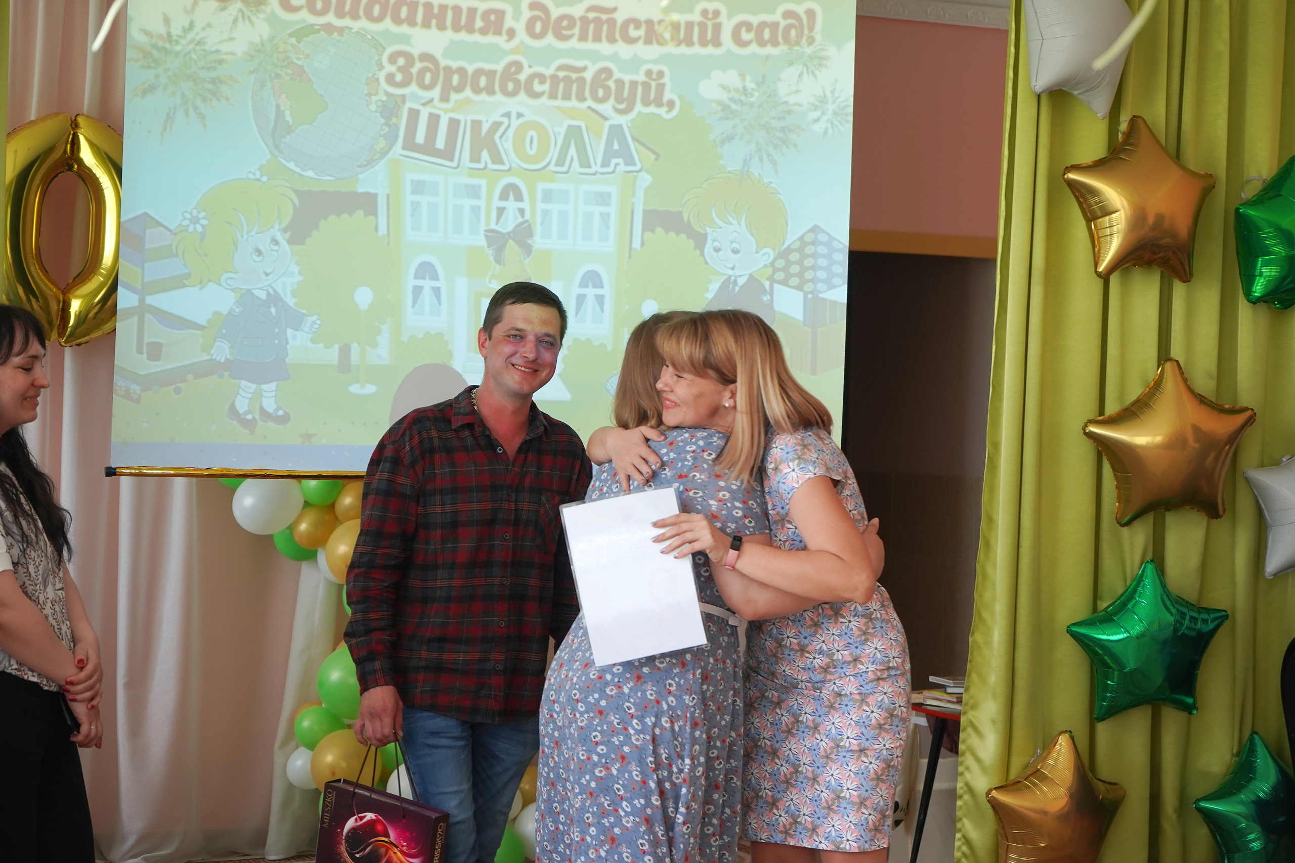 Фотосъемка видеосъёмка фотограф видеооператор новогодних утренников  в. Фотограф, видеооператор Нина Коршунова