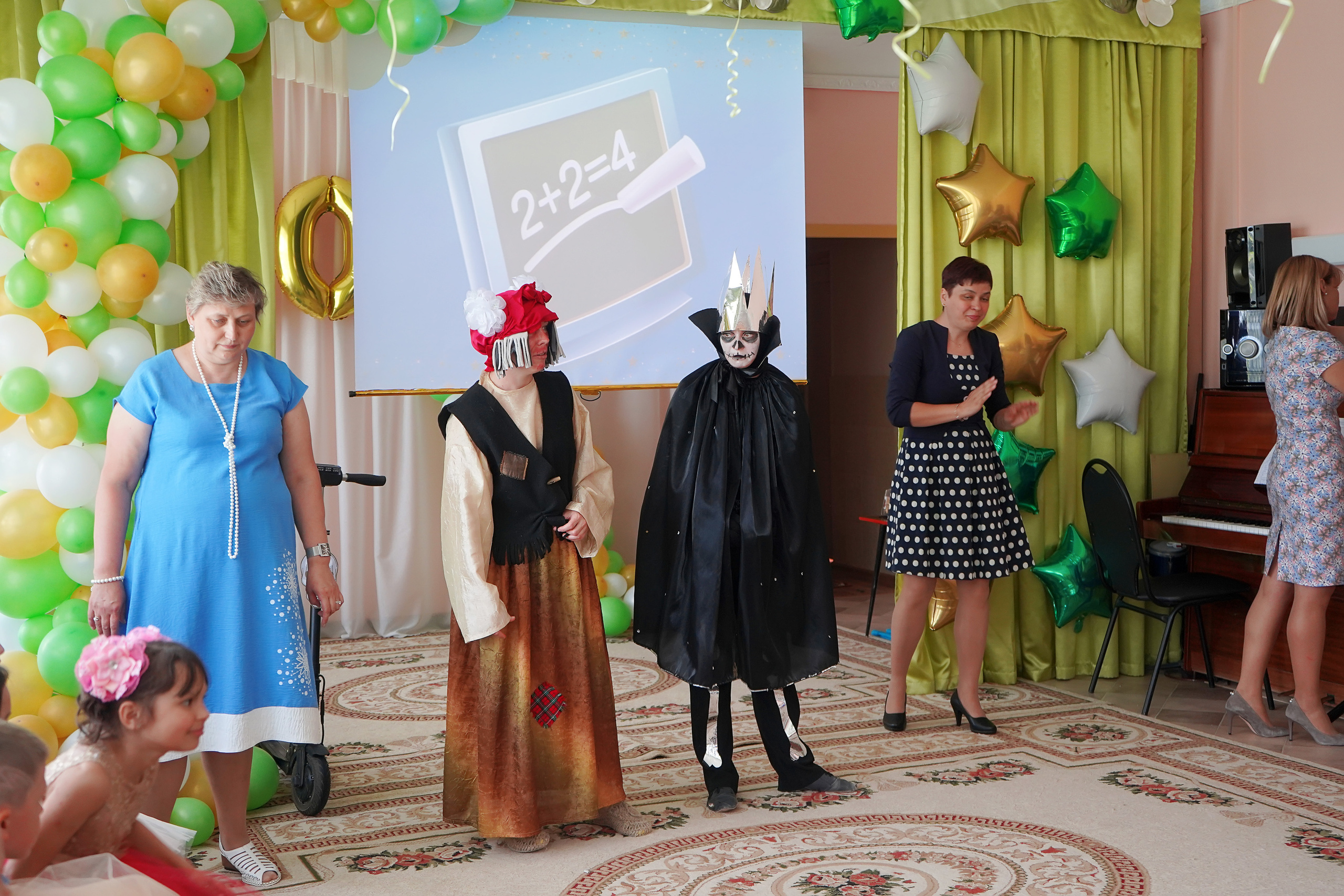 Фотосъемка видеосъёмка фотограф видеооператор новогодних утренников  в. Фотограф, видеооператор Нина Коршунова