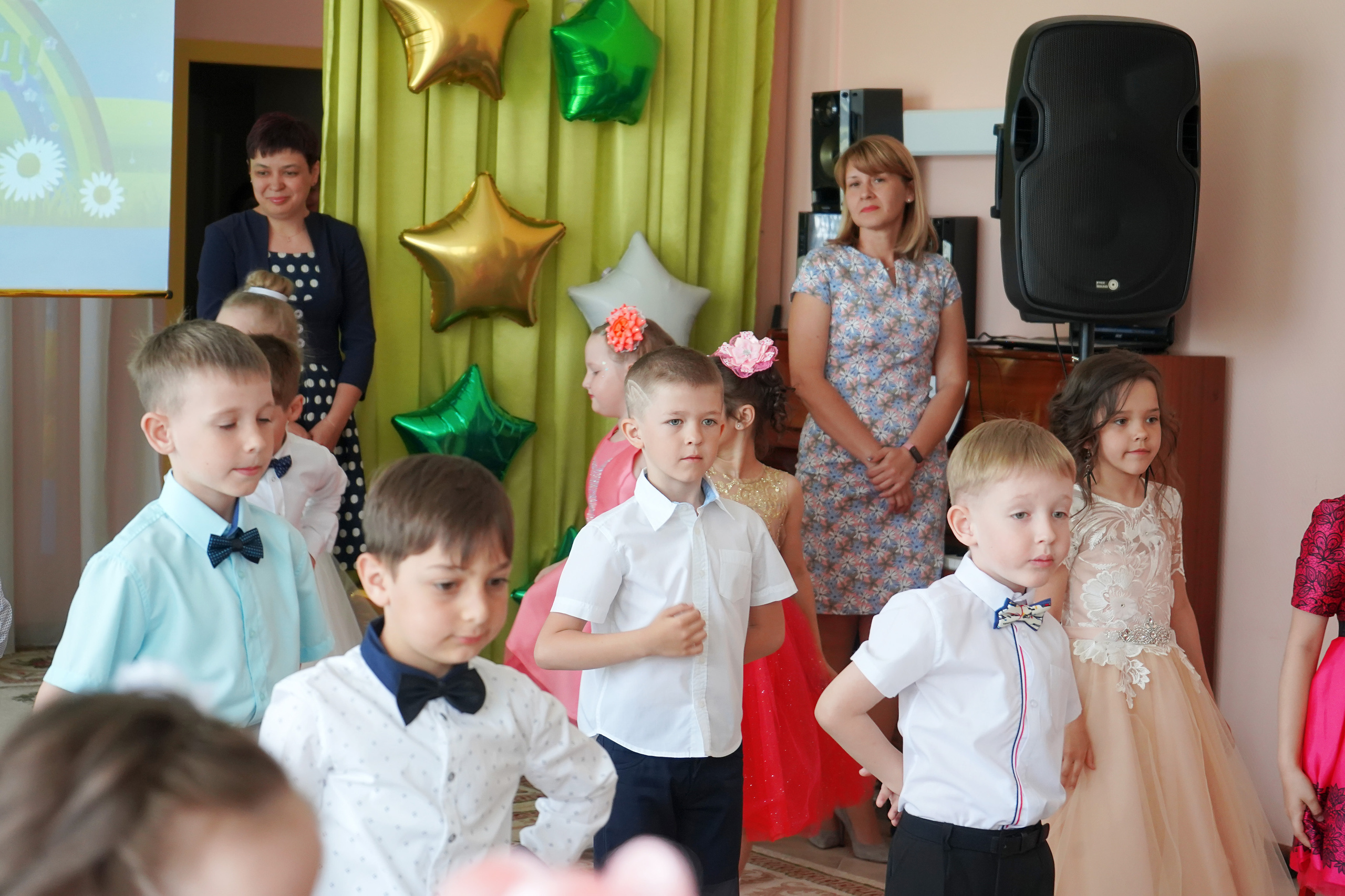 Фотосъемка видеосъёмка фотограф видеооператор новогодних утренников  в. Фотограф, видеооператор Нина Коршунова