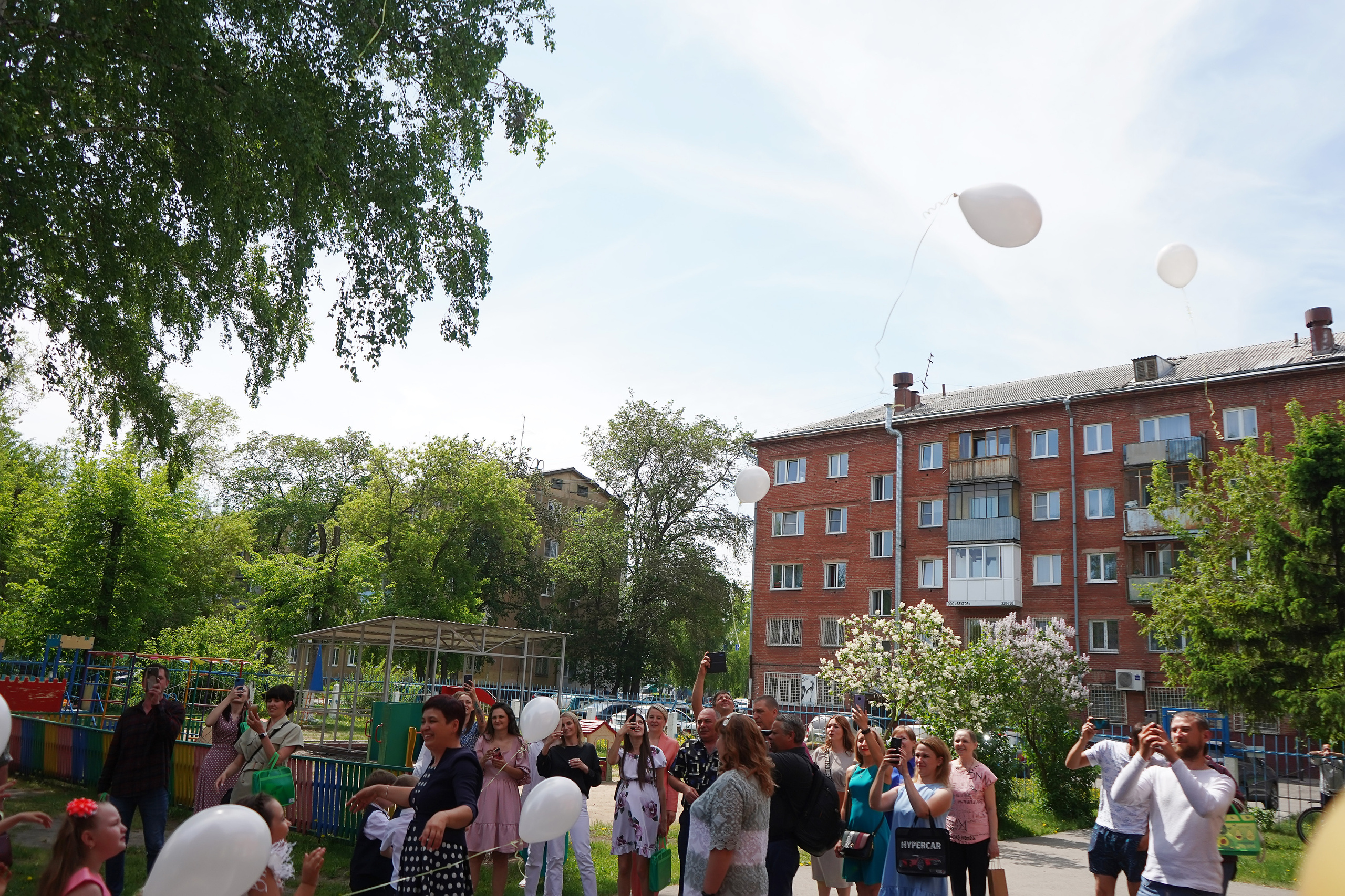 Фотосъемка видеосъёмка фотограф видеооператор новогодних утренников  в. Фотограф, видеооператор Нина Коршунова