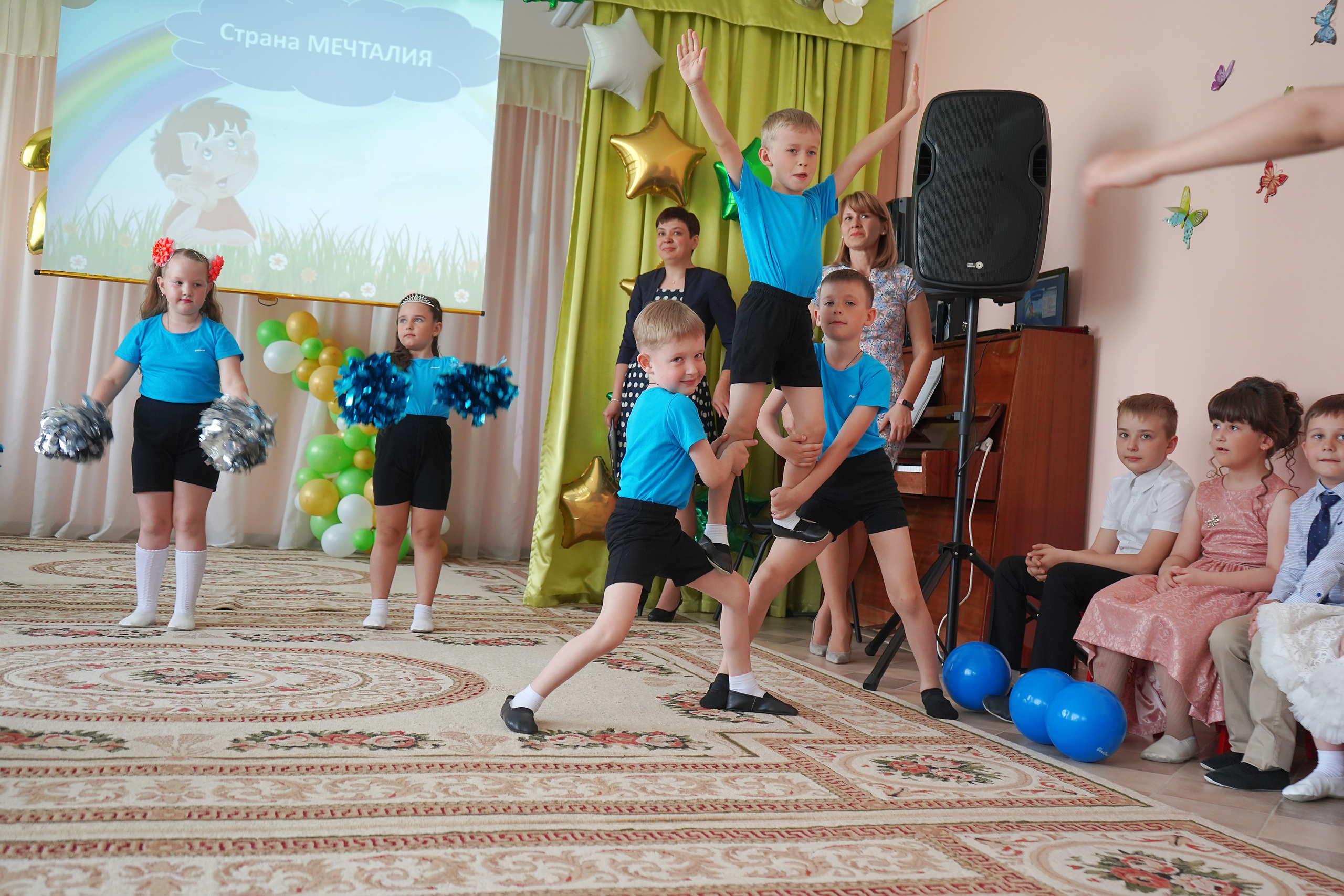 Фотосъемка видеосъёмка фотограф видеооператор новогодних утренников  в. Фотограф, видеооператор Нина Коршунова