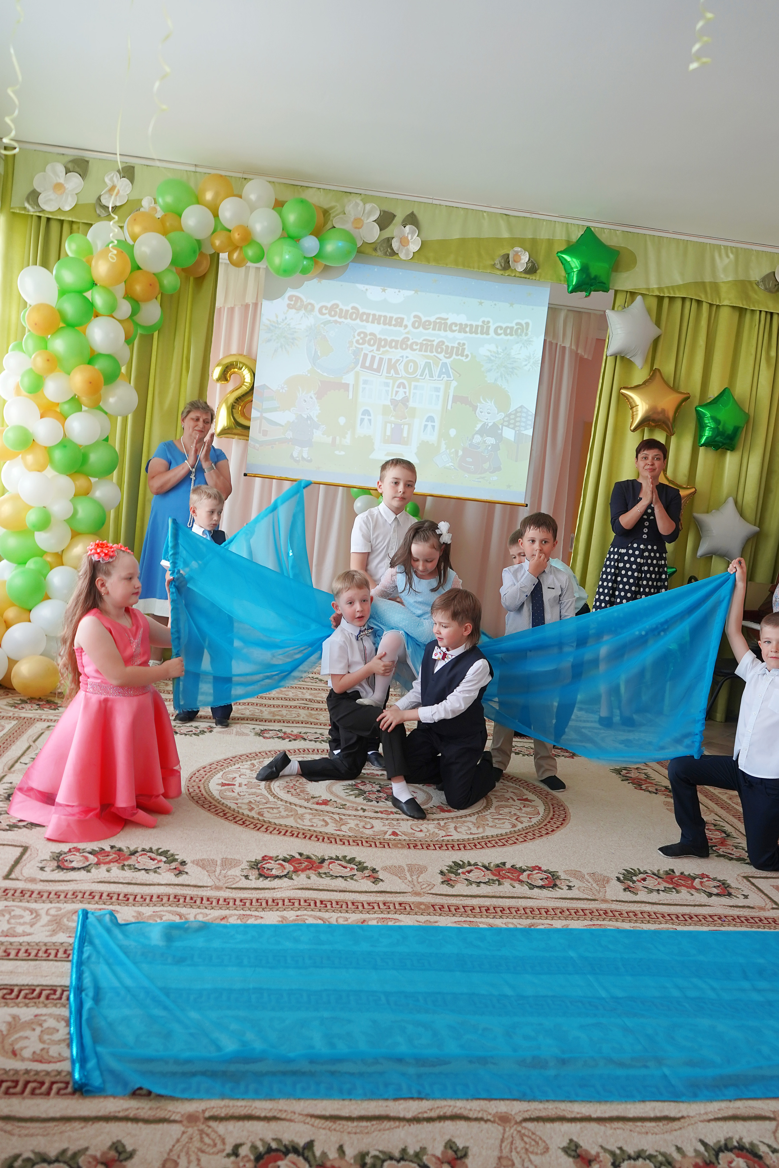 Фотосъемка видеосъёмка фотограф видеооператор новогодних утренников  в. Фотограф, видеооператор Нина Коршунова