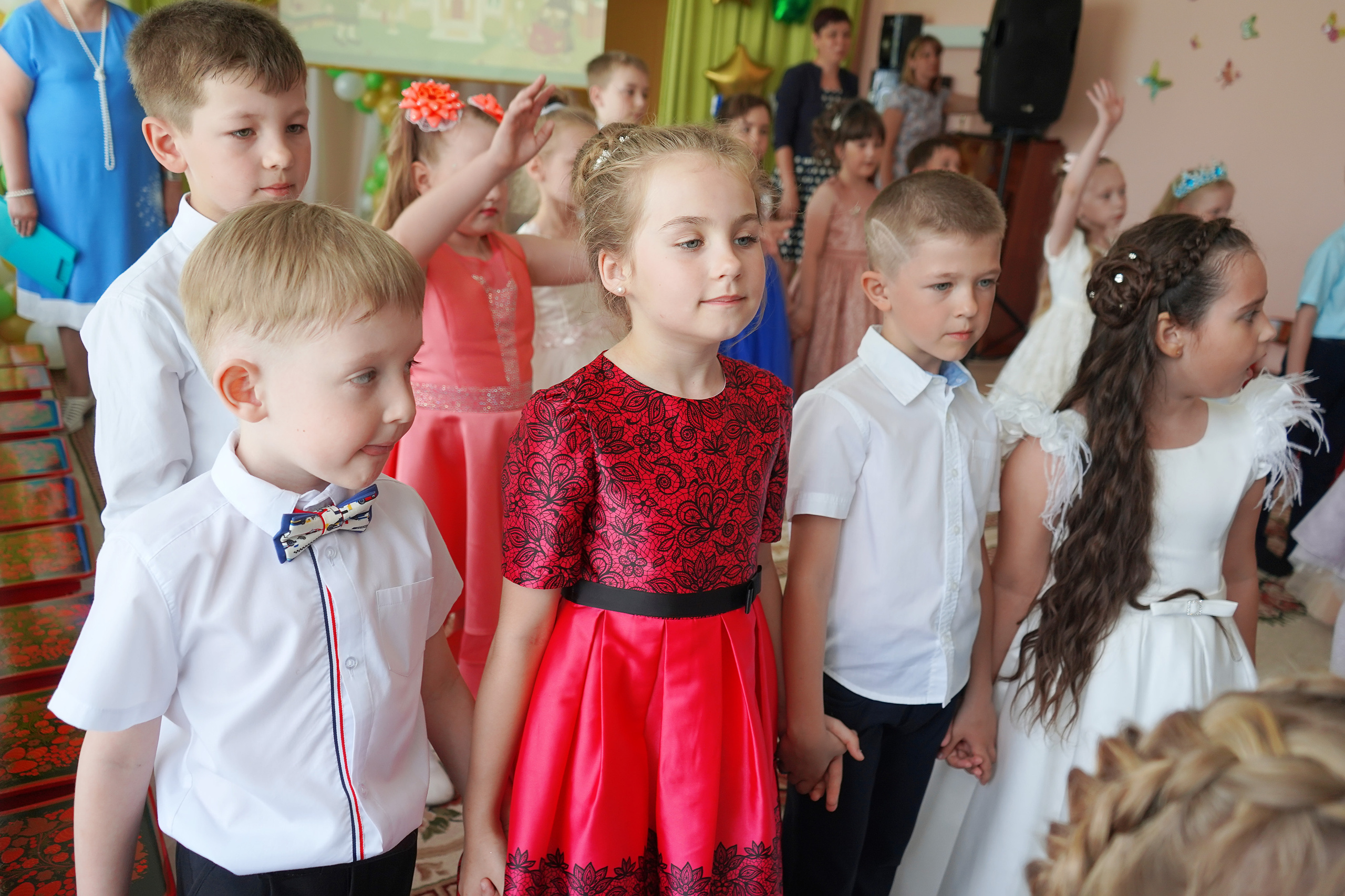 Фотосъемка видеосъёмка фотограф видеооператор новогодних утренников  в. Фотограф, видеооператор Нина Коршунова