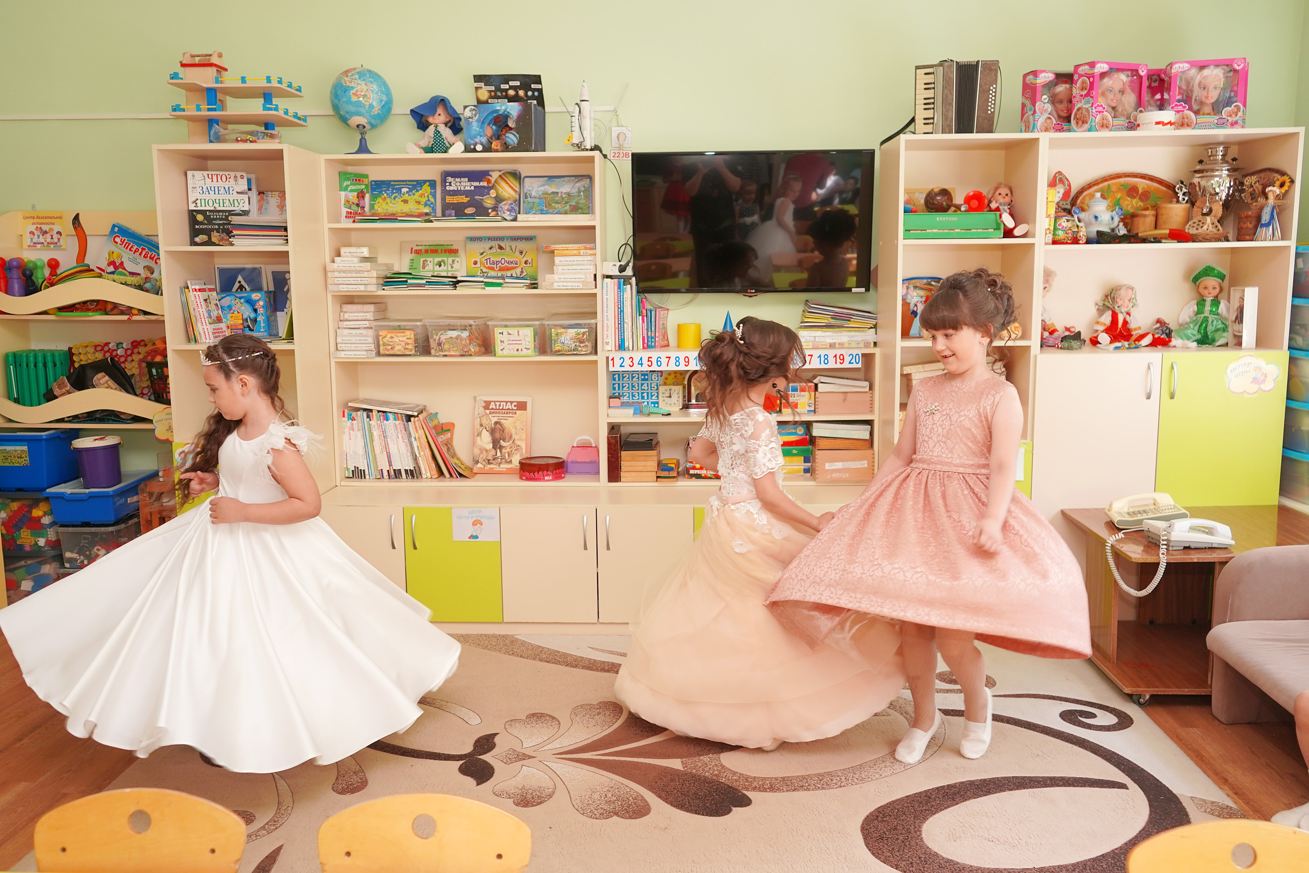 Фотосъемка видеосъёмка фотограф видеооператор новогодних утренников  в. Фотограф, видеооператор Нина Коршунова