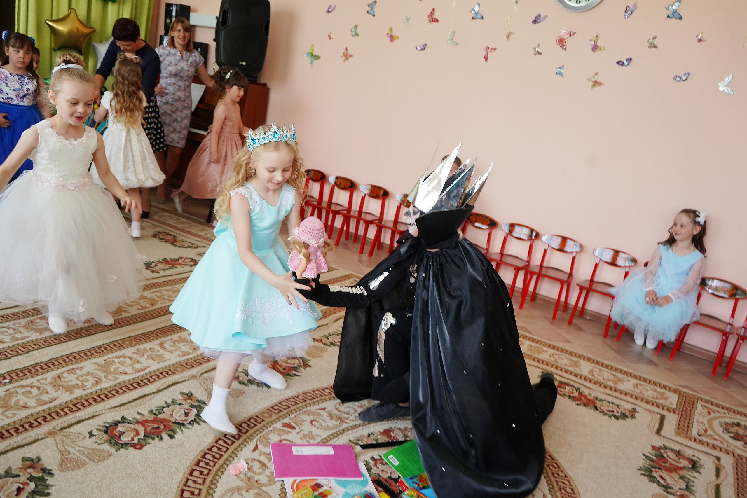 Фотосъемка видеосъёмка фотограф видеооператор новогодних утренников  в. Фотограф, видеооператор Нина Коршунова