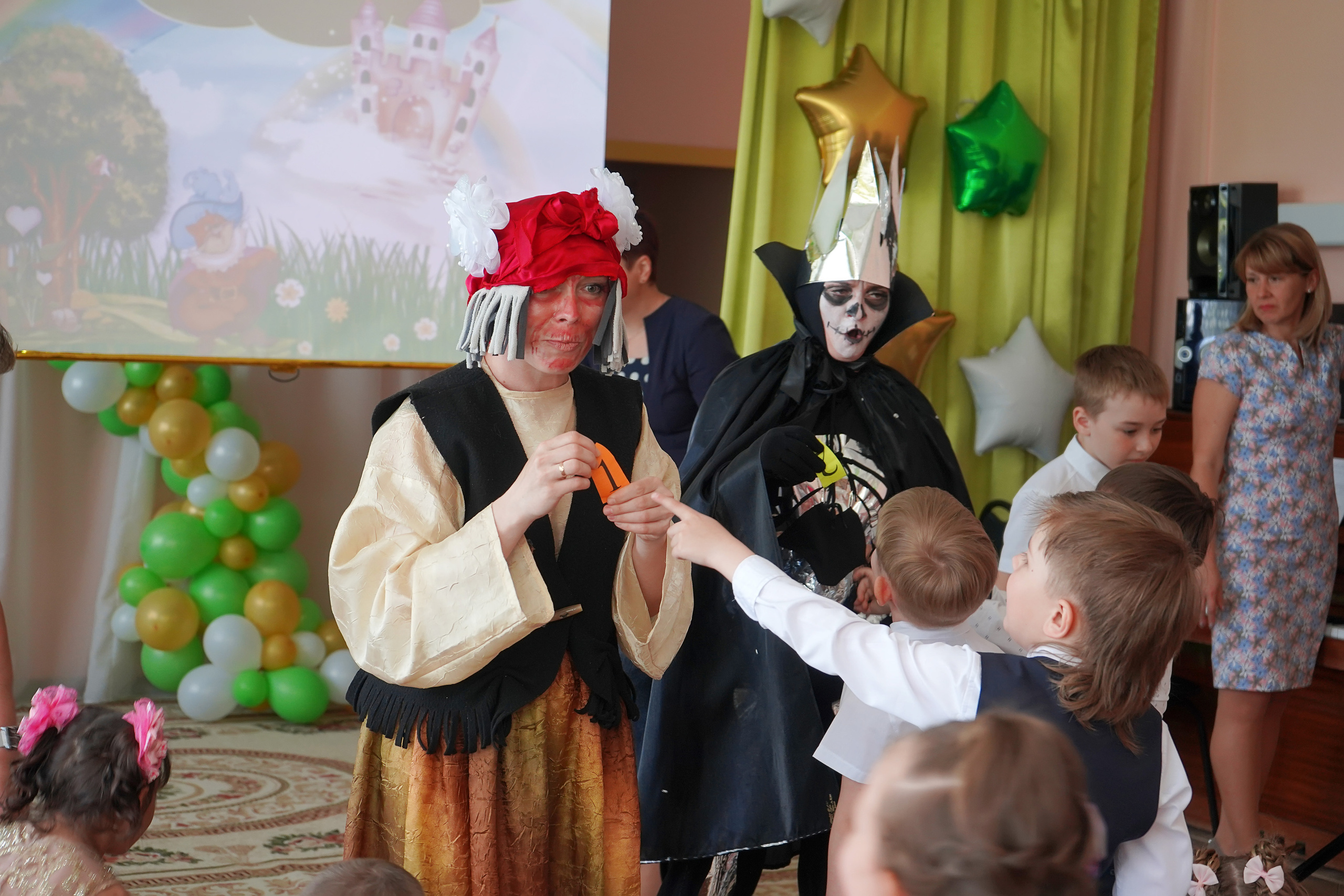 Фотосъемка видеосъёмка фотограф видеооператор новогодних утренников  в. Фотограф, видеооператор Нина Коршунова