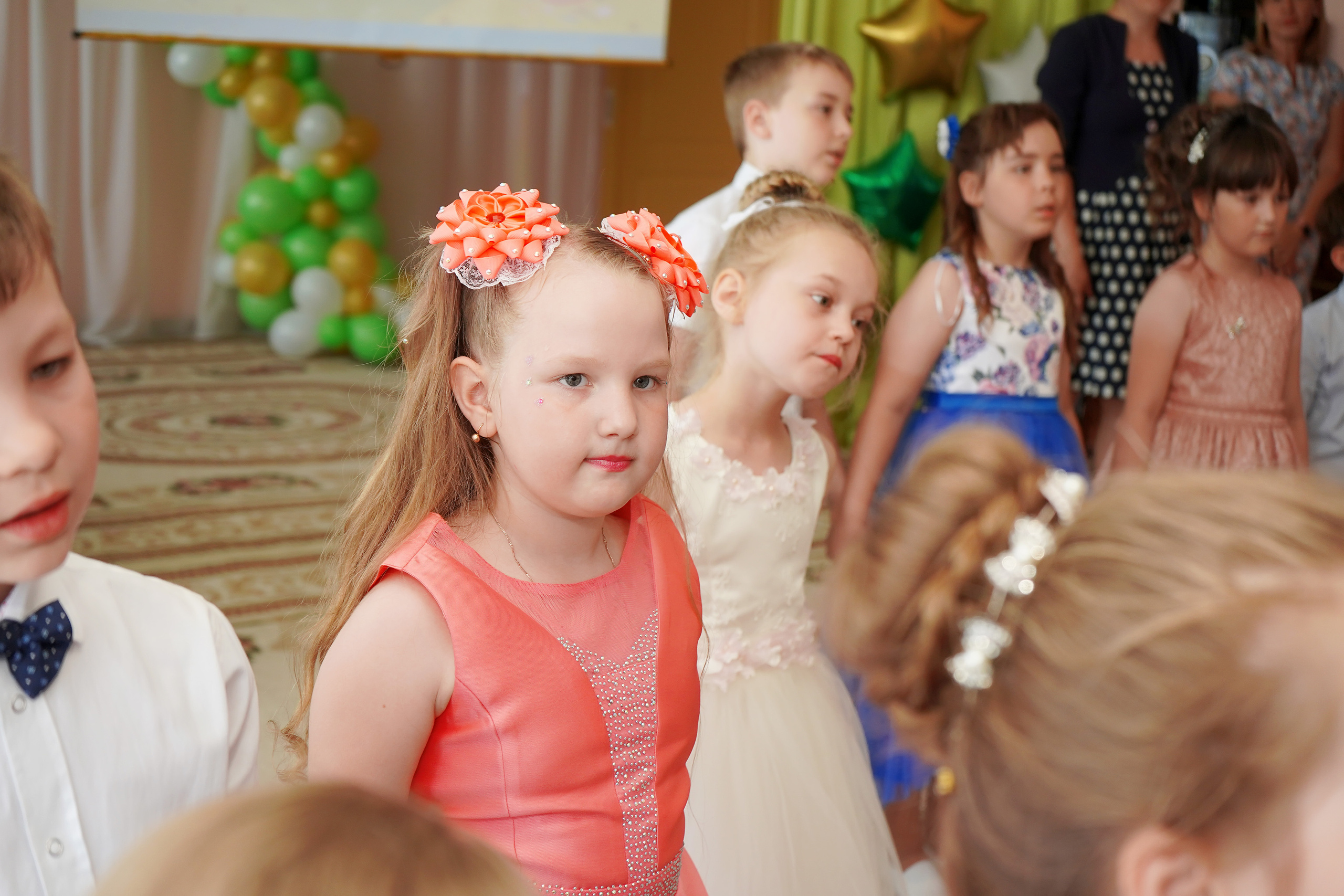 Фотосъемка видеосъёмка фотограф видеооператор новогодних утренников  в. Фотограф, видеооператор Нина Коршунова