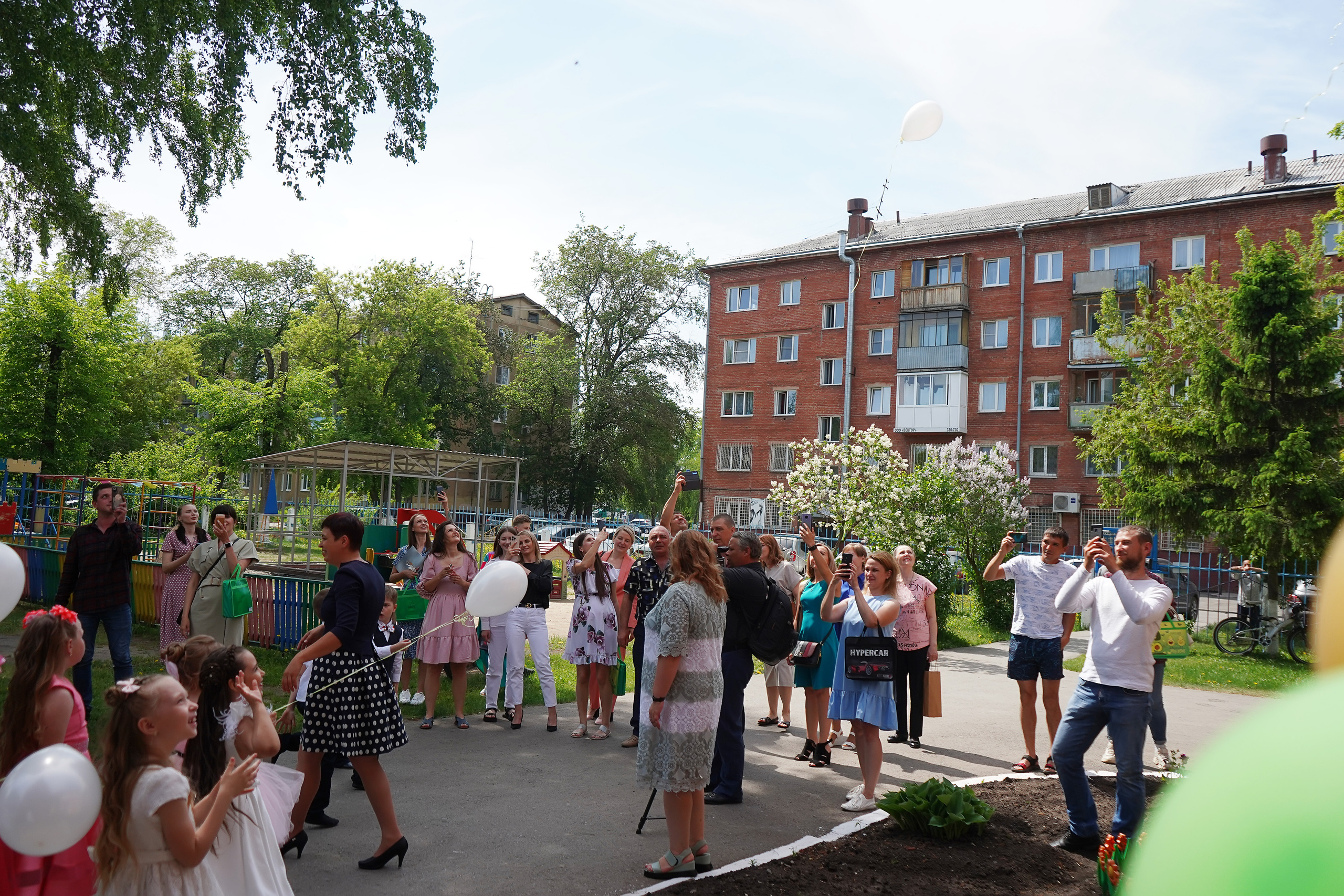 Фотосъемка видеосъёмка фотограф видеооператор новогодних утренников  в. Фотограф, видеооператор Нина Коршунова