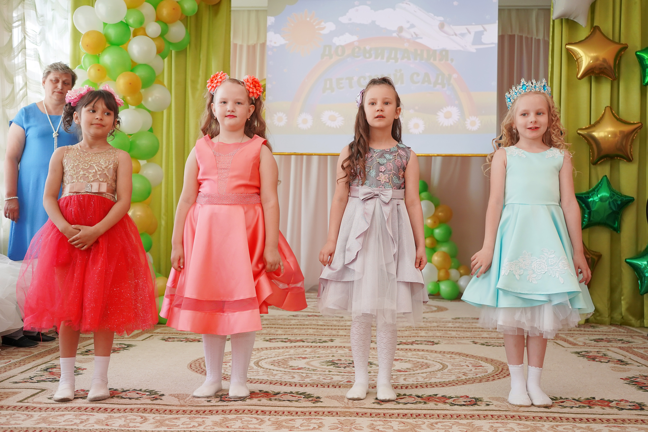 Фотосъемка видеосъёмка фотограф видеооператор новогодних утренников  в. Фотограф, видеооператор Нина Коршунова