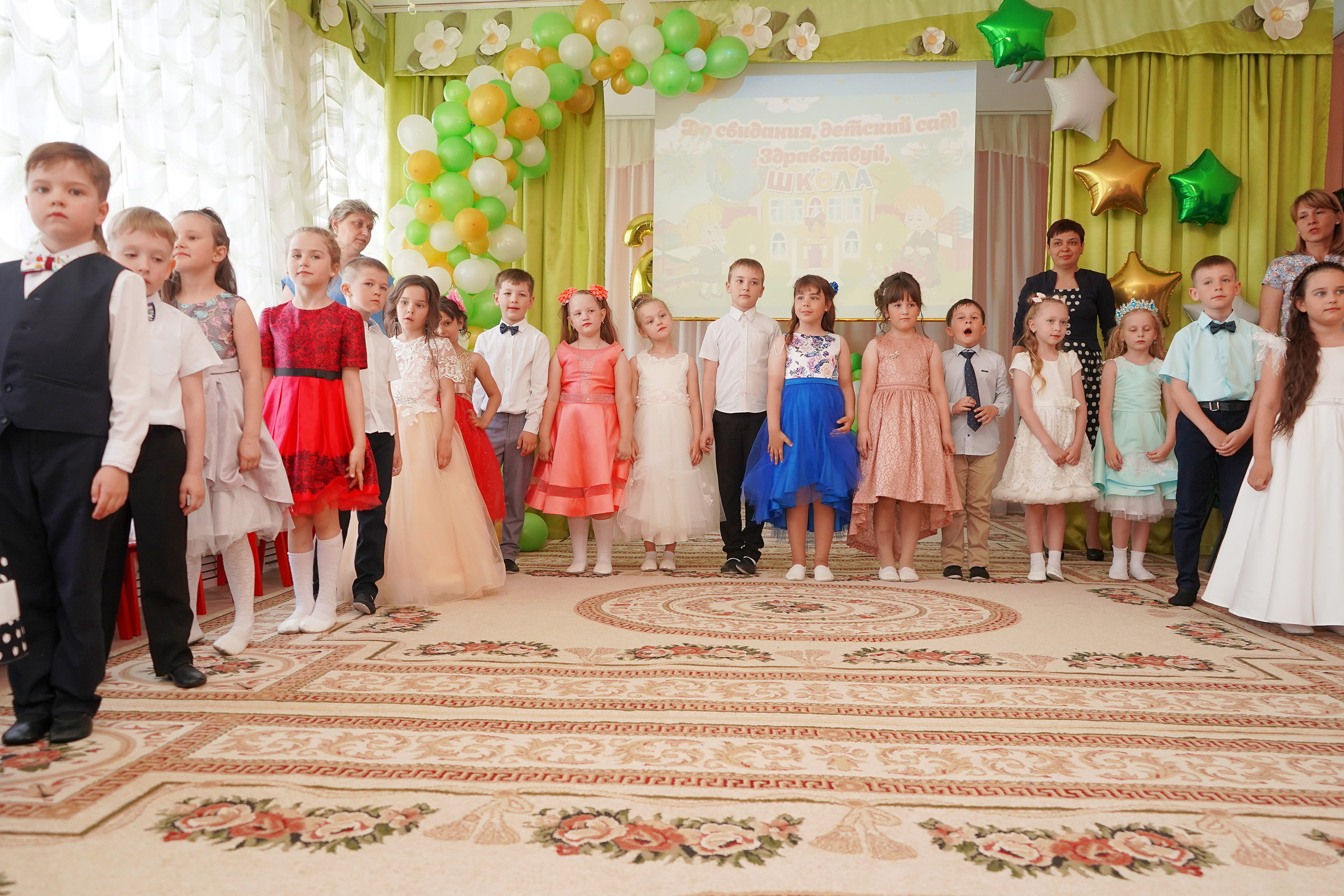 Фотосъемка видеосъёмка фотограф видеооператор новогодних утренников  в. Фотограф, видеооператор Нина Коршунова