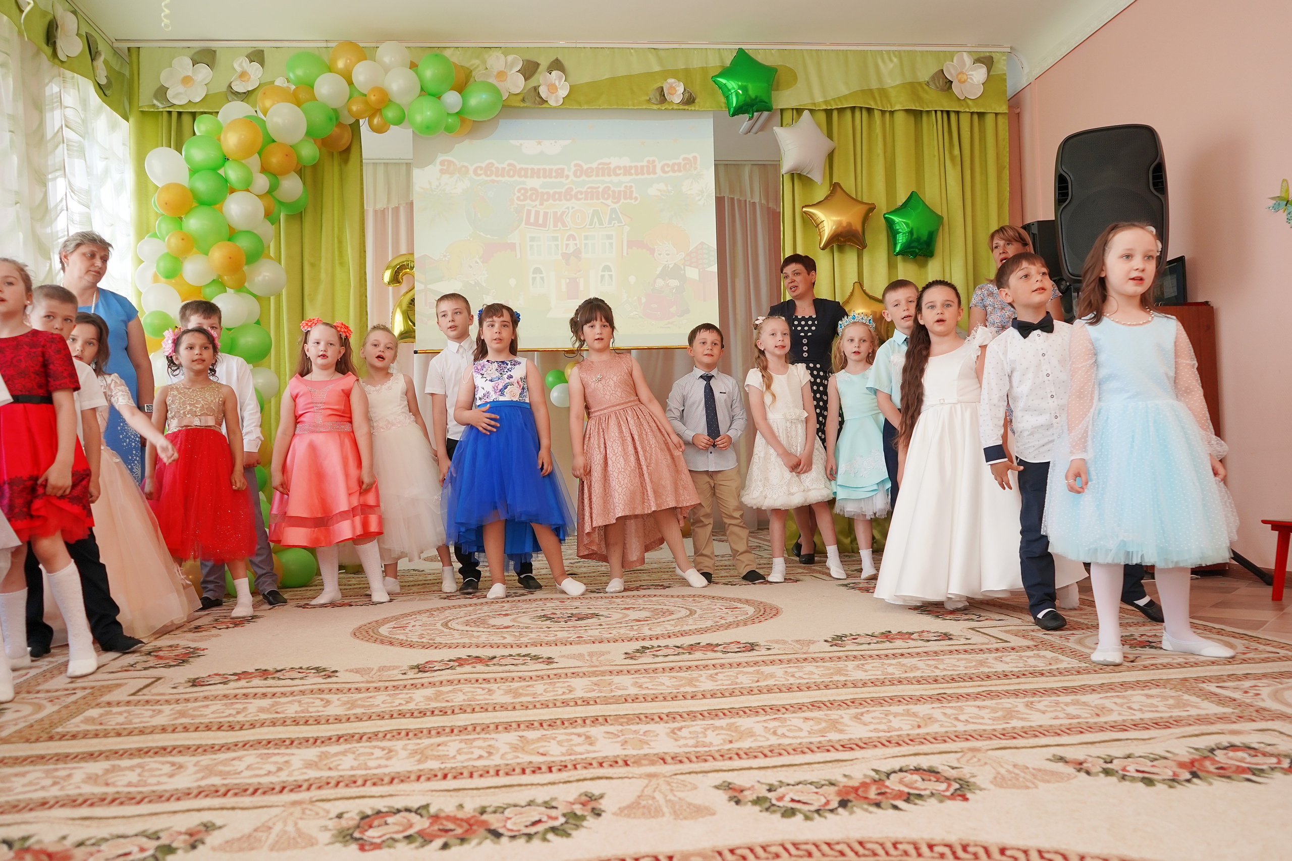 Фотосъемка видеосъёмка фотограф видеооператор новогодних утренников  в. Фотограф, видеооператор Нина Коршунова