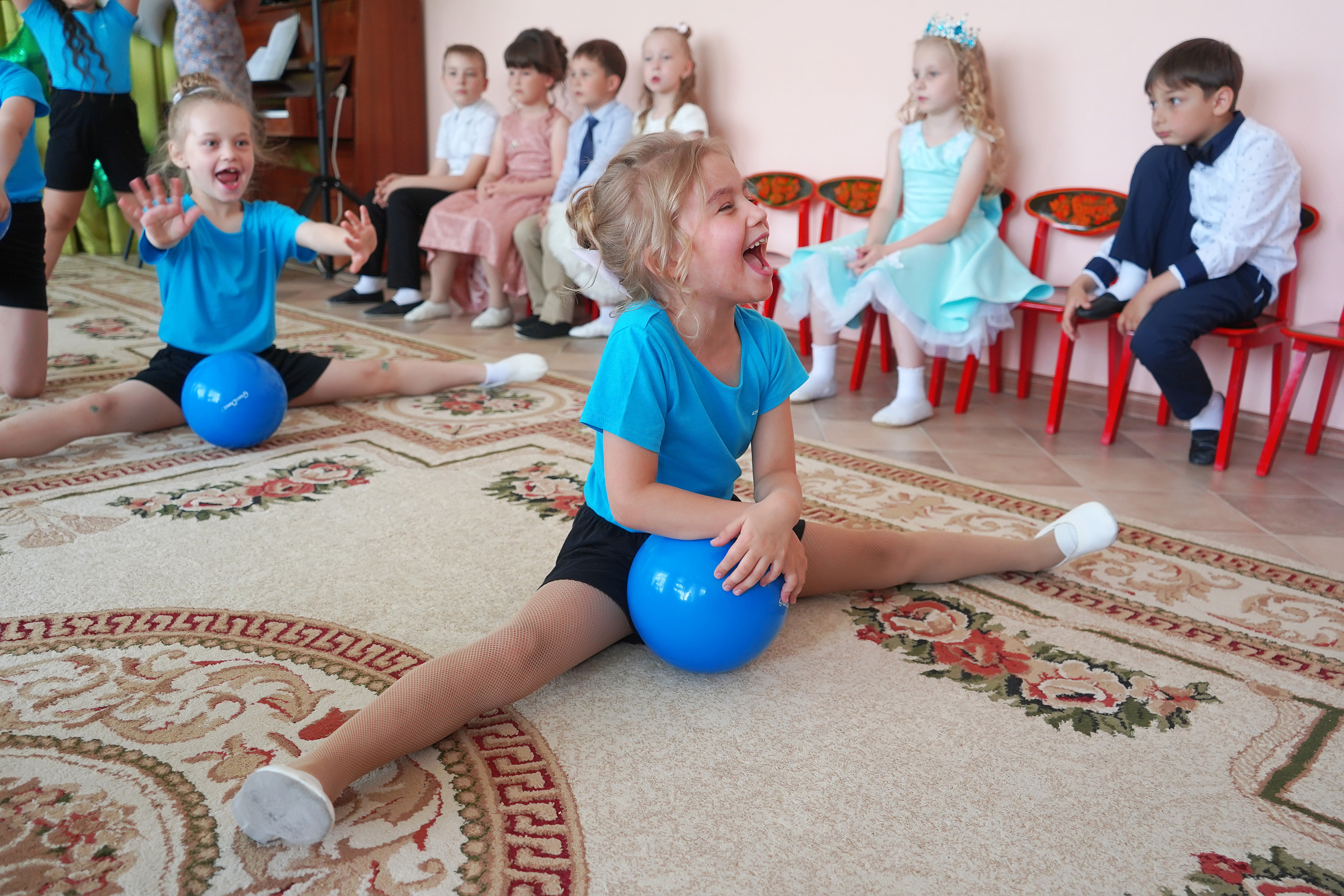 Фотосъемка видеосъёмка фотограф видеооператор новогодних утренников  в. Фотограф, видеооператор Нина Коршунова